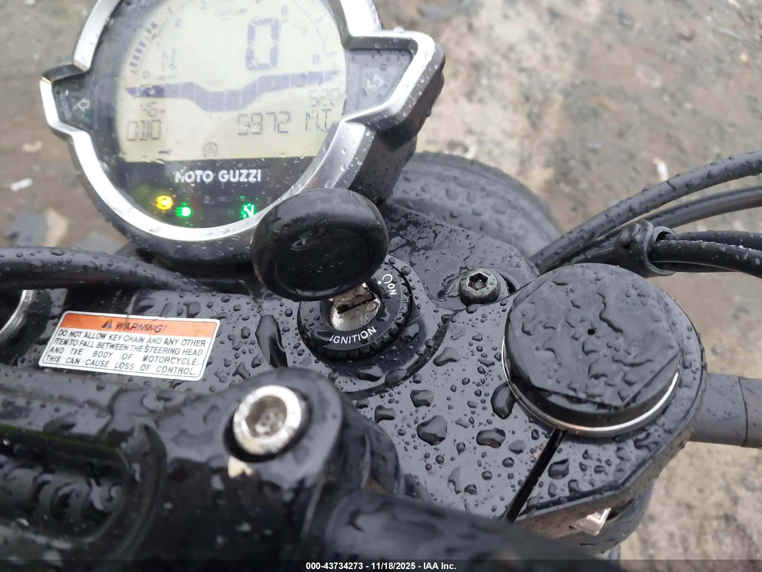 MOTO GUZZI image 11