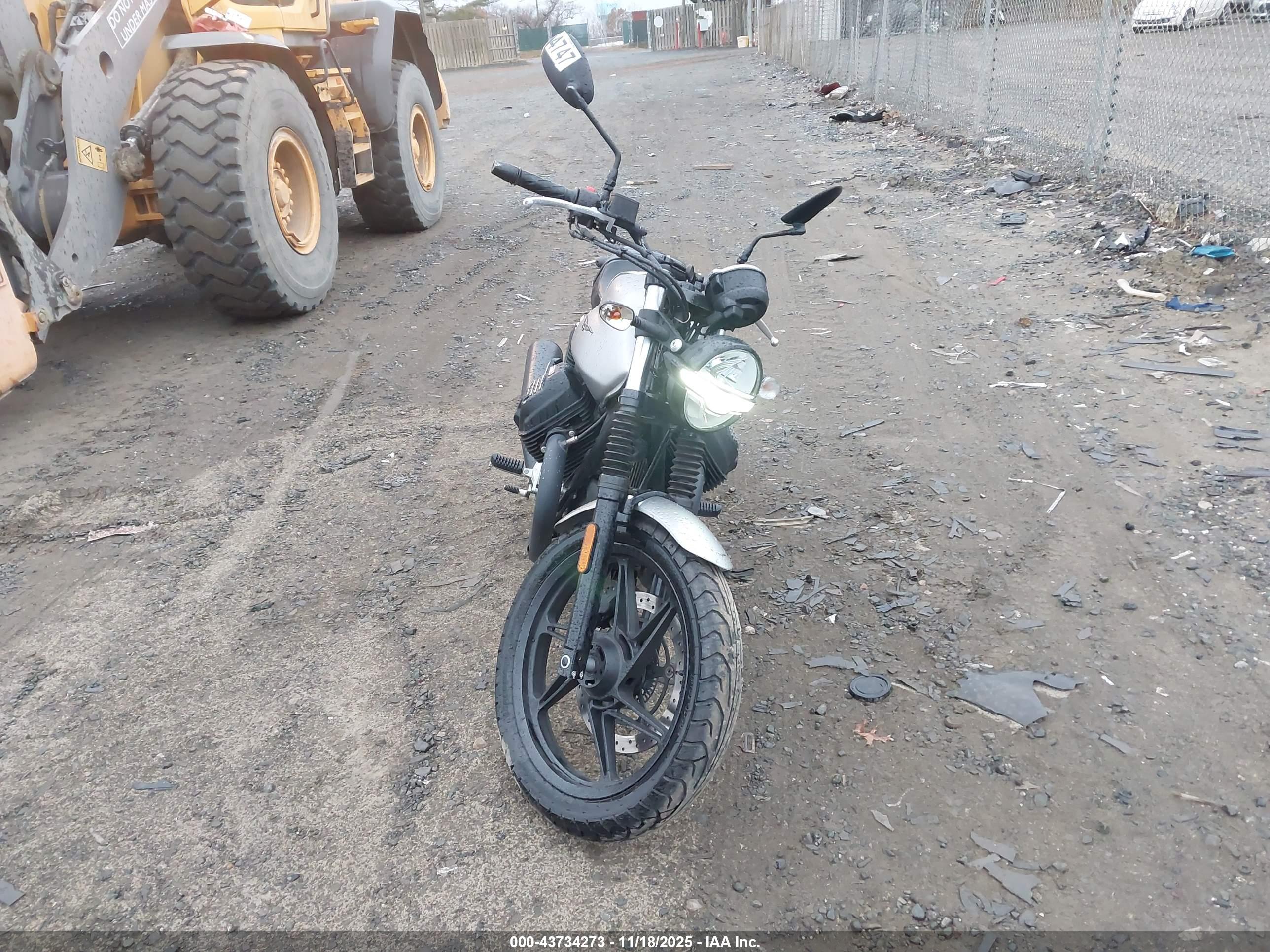 MOTO GUZZI image 5
