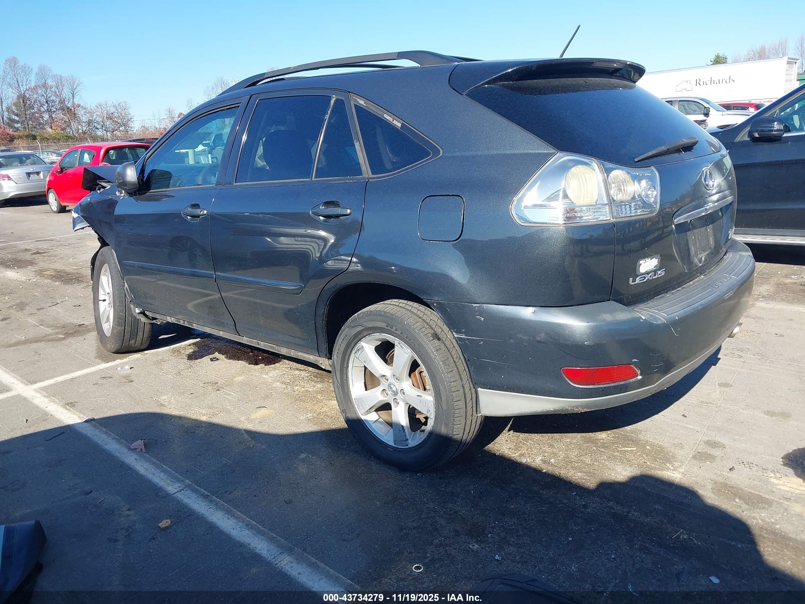 LEXUS RX image 3