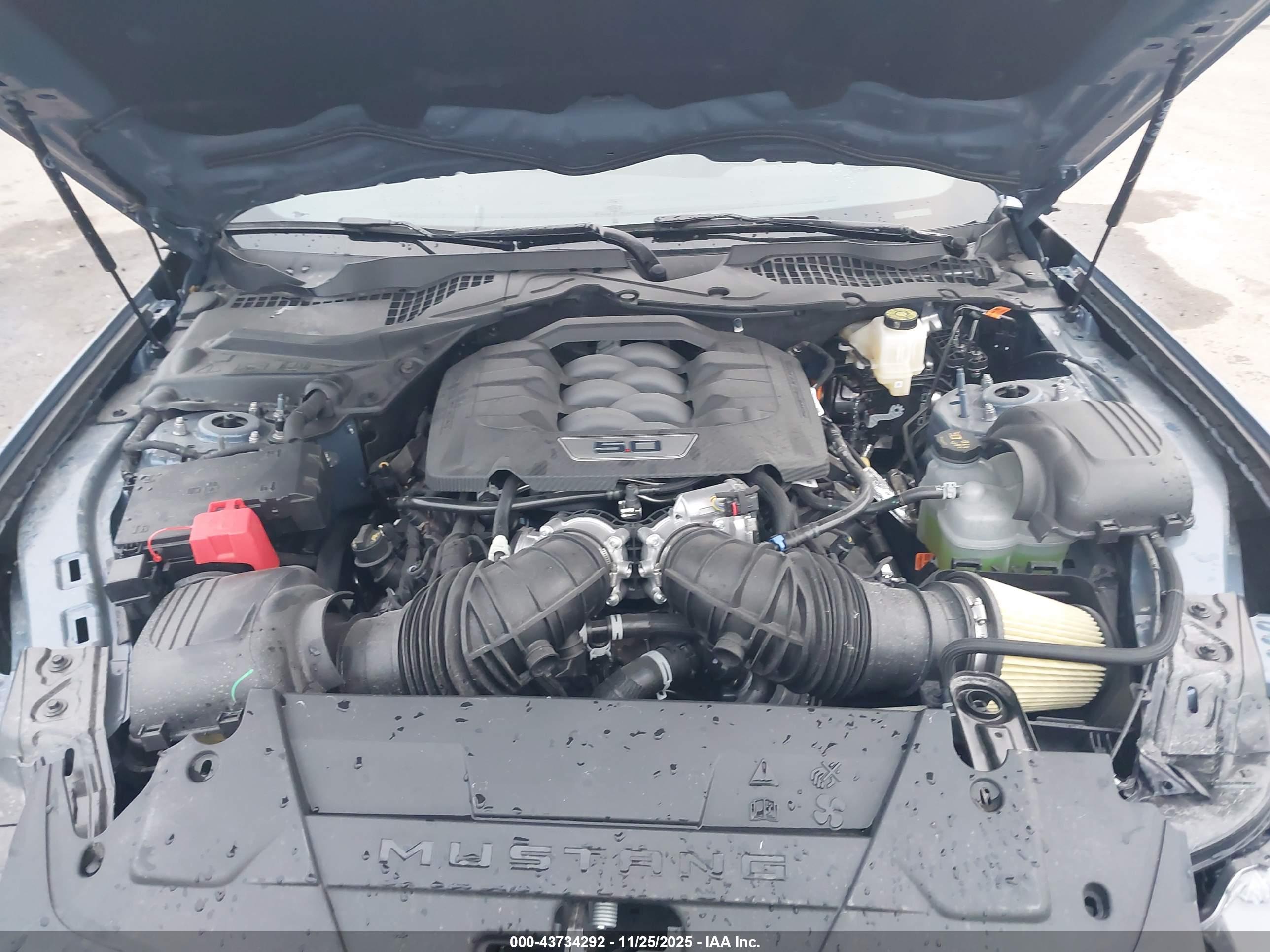 FORD MUSTANG image 10