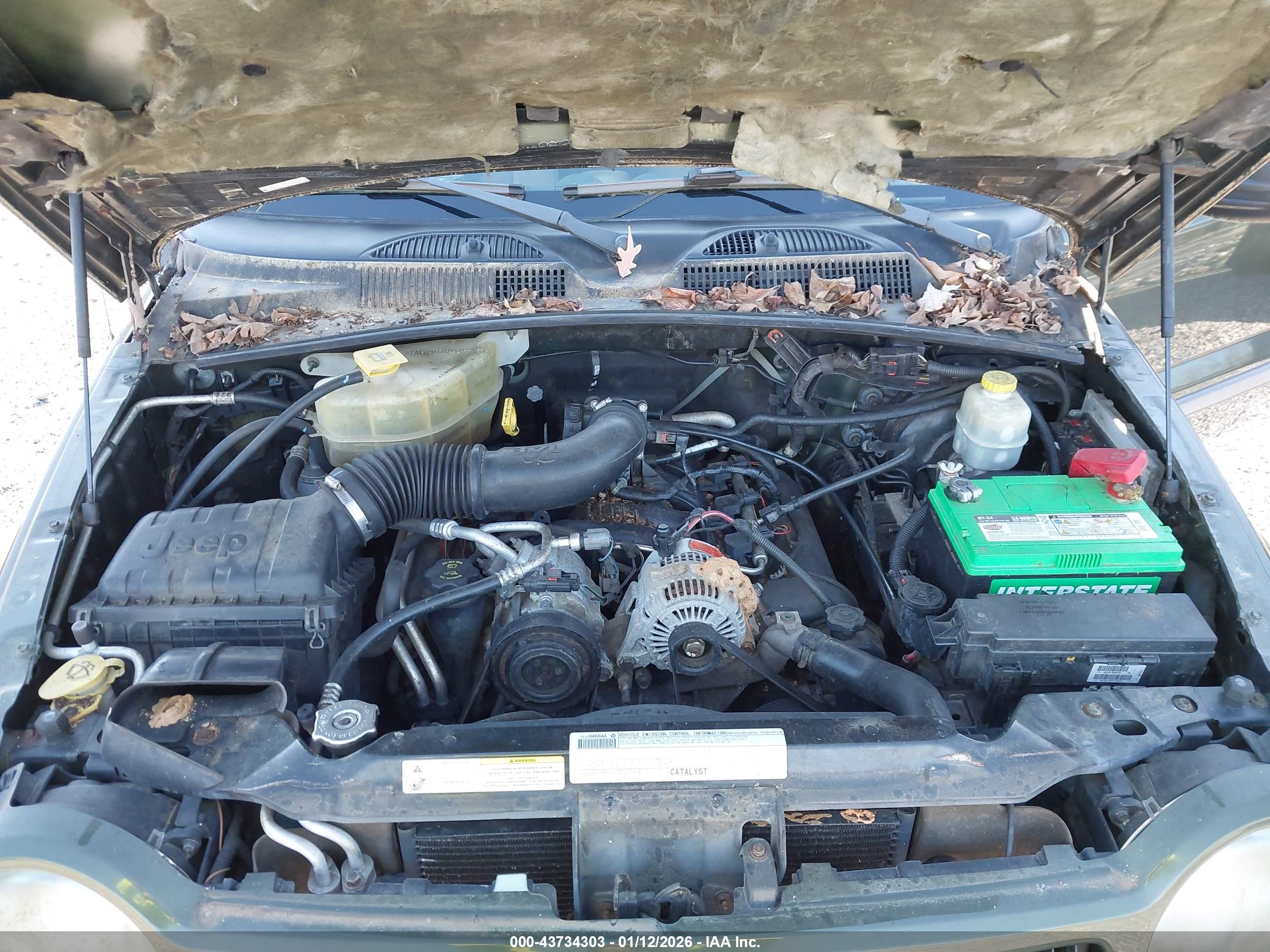 JEEP LIBERTY image 10
