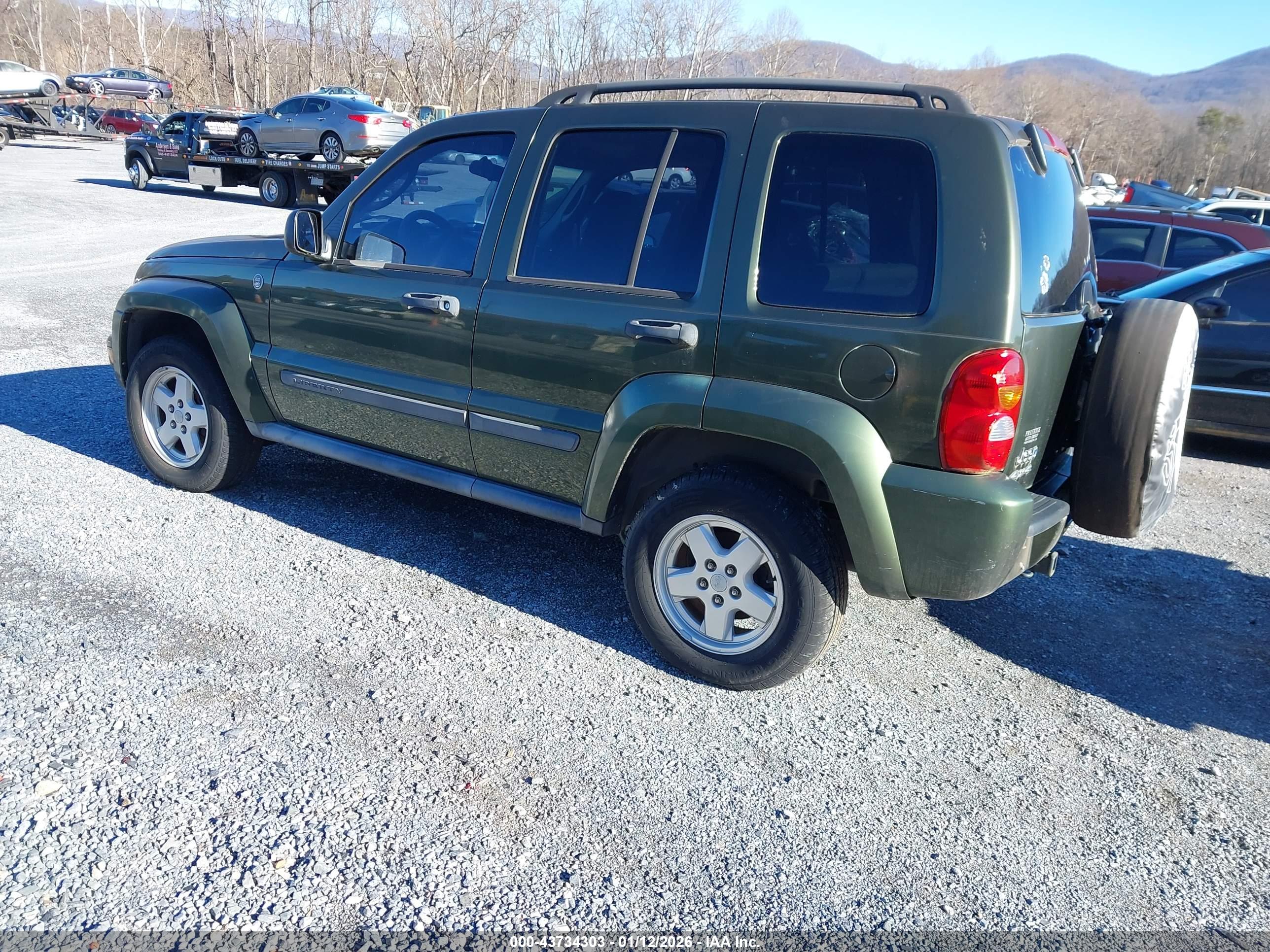 JEEP LIBERTY image 3