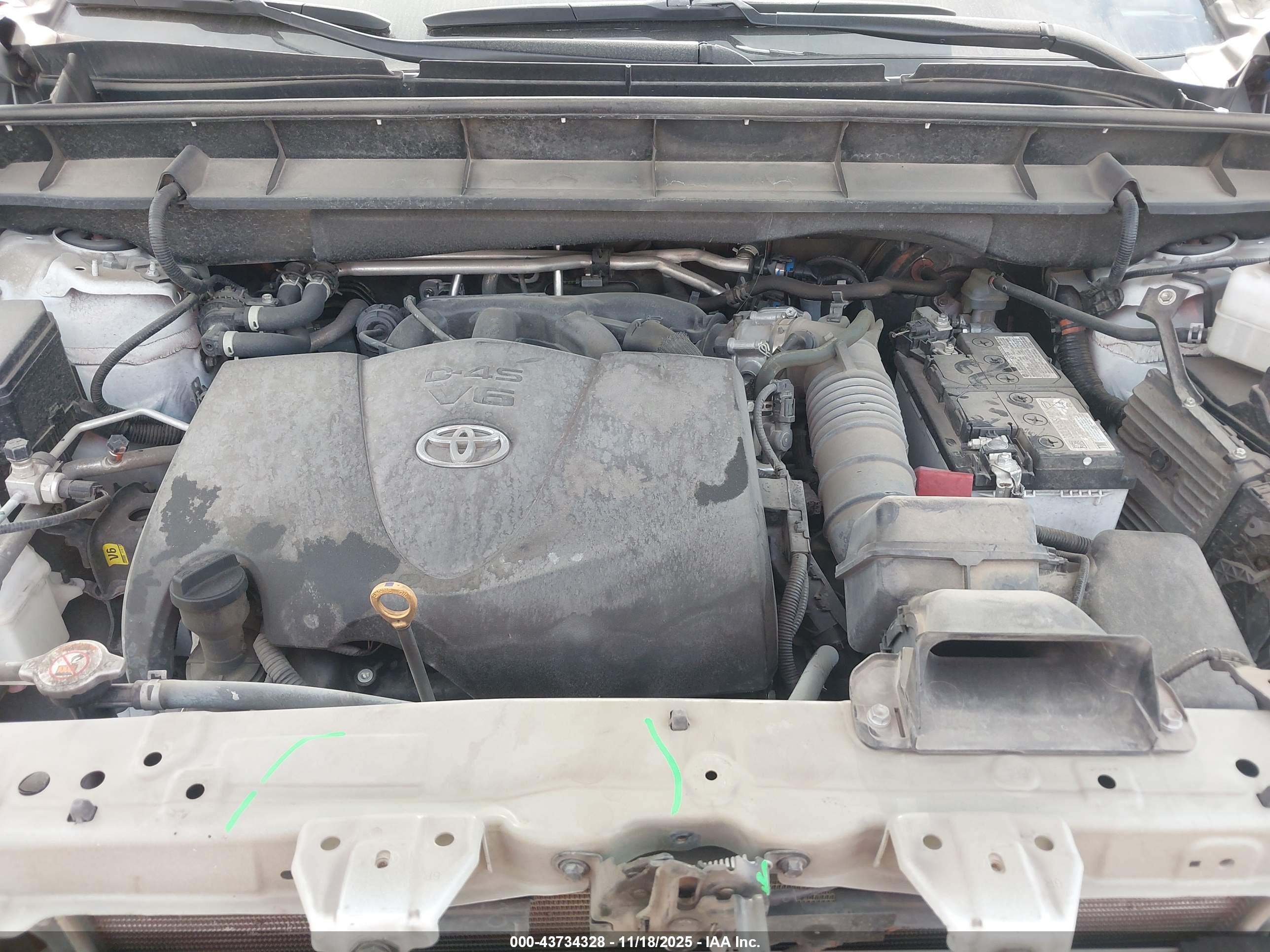 TOYOTA HIGHLANDER image 10