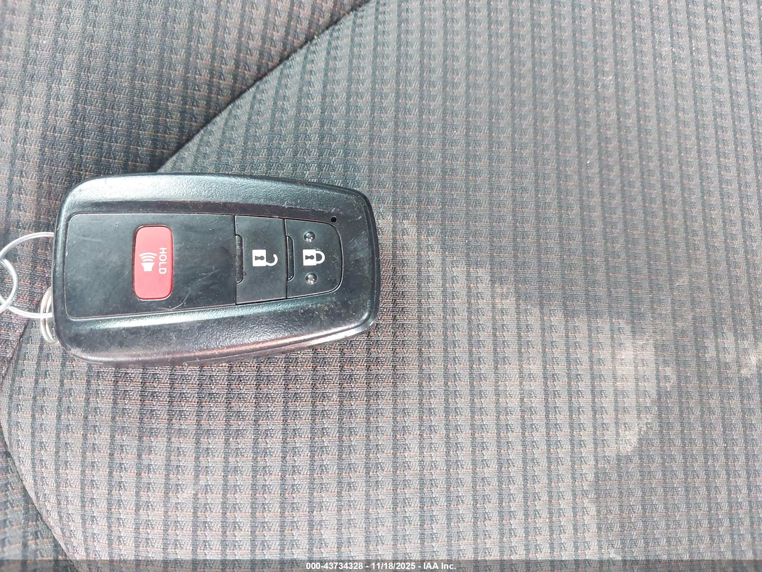 TOYOTA HIGHLANDER image 11