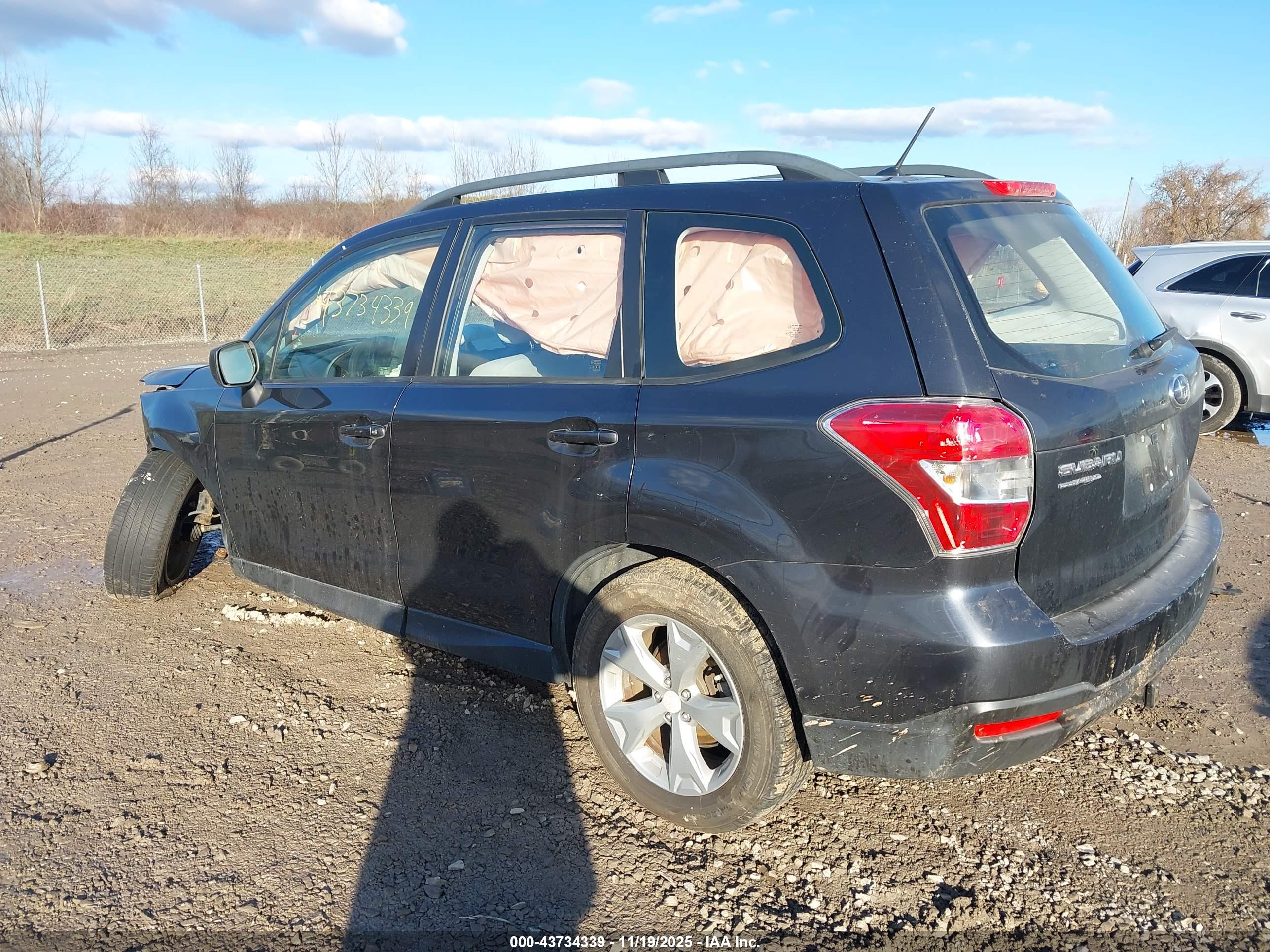 SUBARU FORESTER image 3