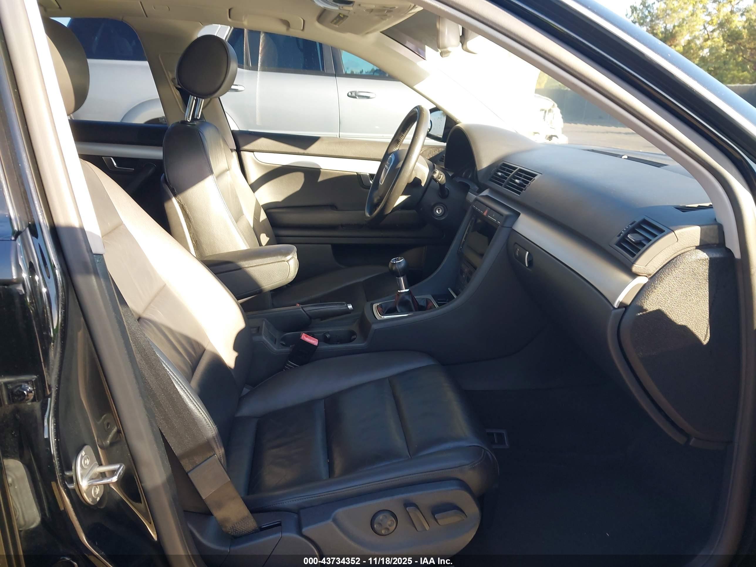 AUDI A4 image 5