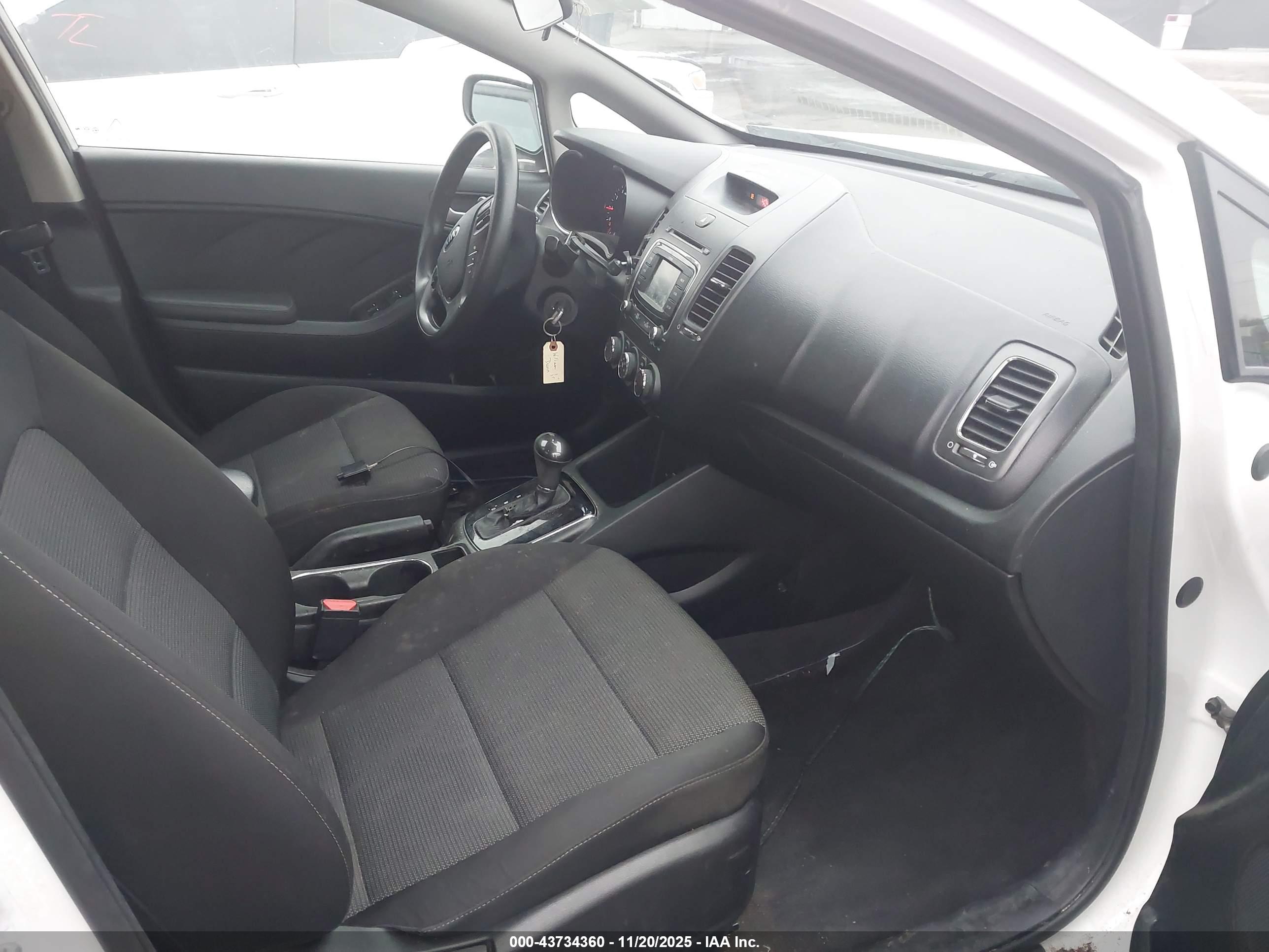 KIA FORTE image 5
