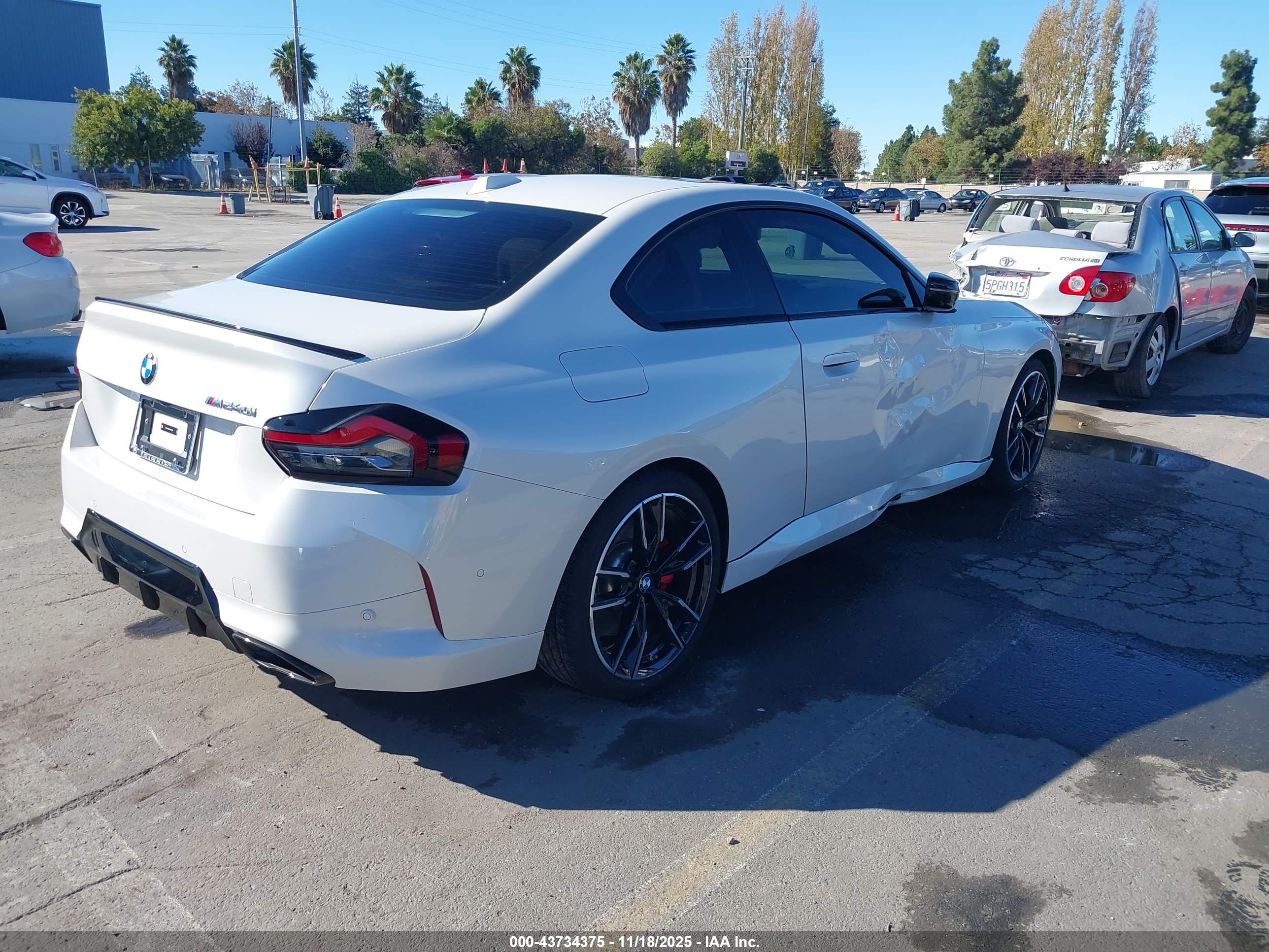 BMW M240 image 4