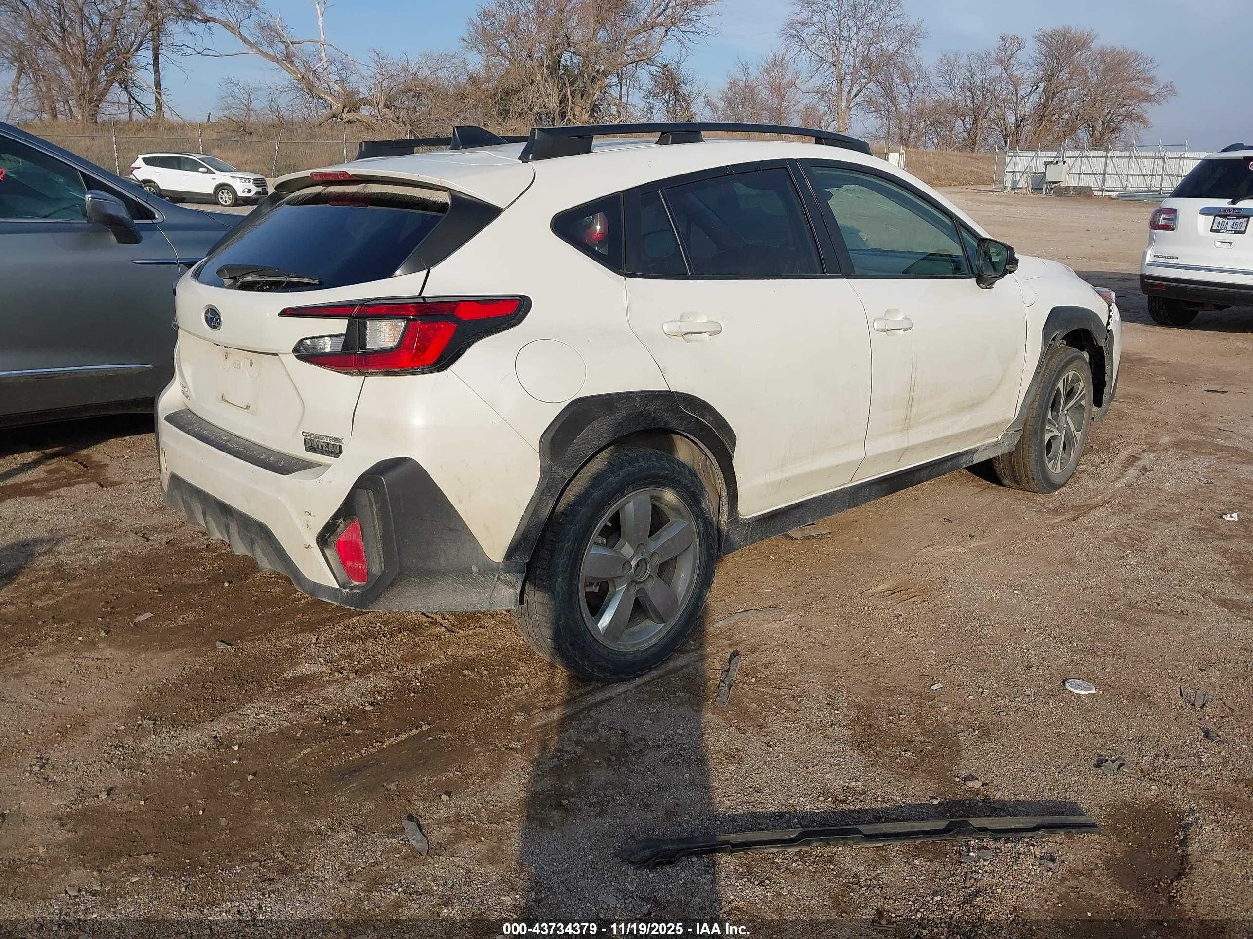 SUBARU CROSSTREK image 4