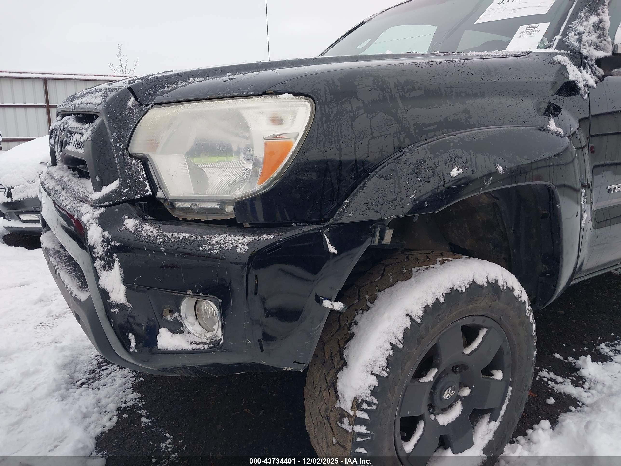 TOYOTA TACOMA image 6