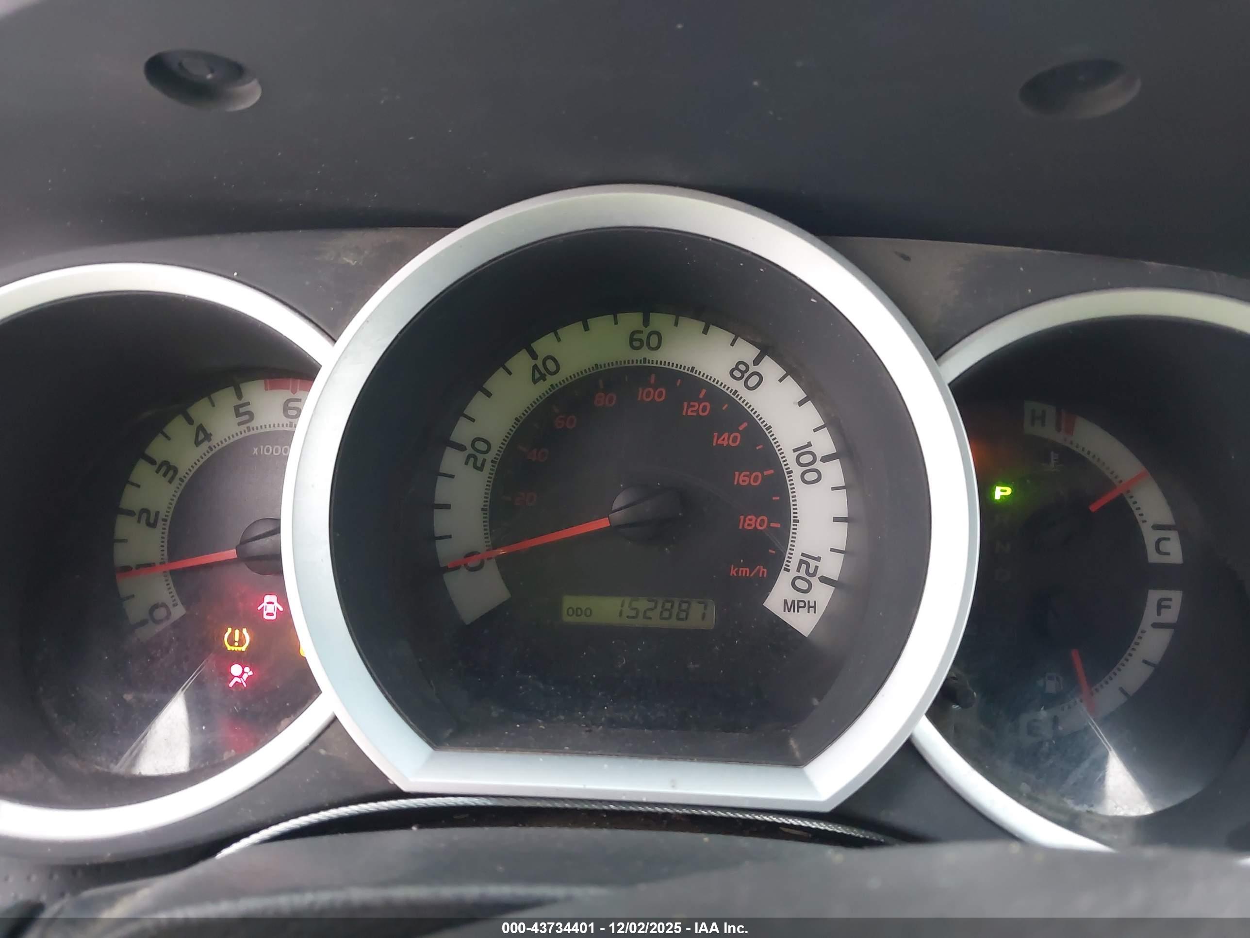 TOYOTA TACOMA image 7