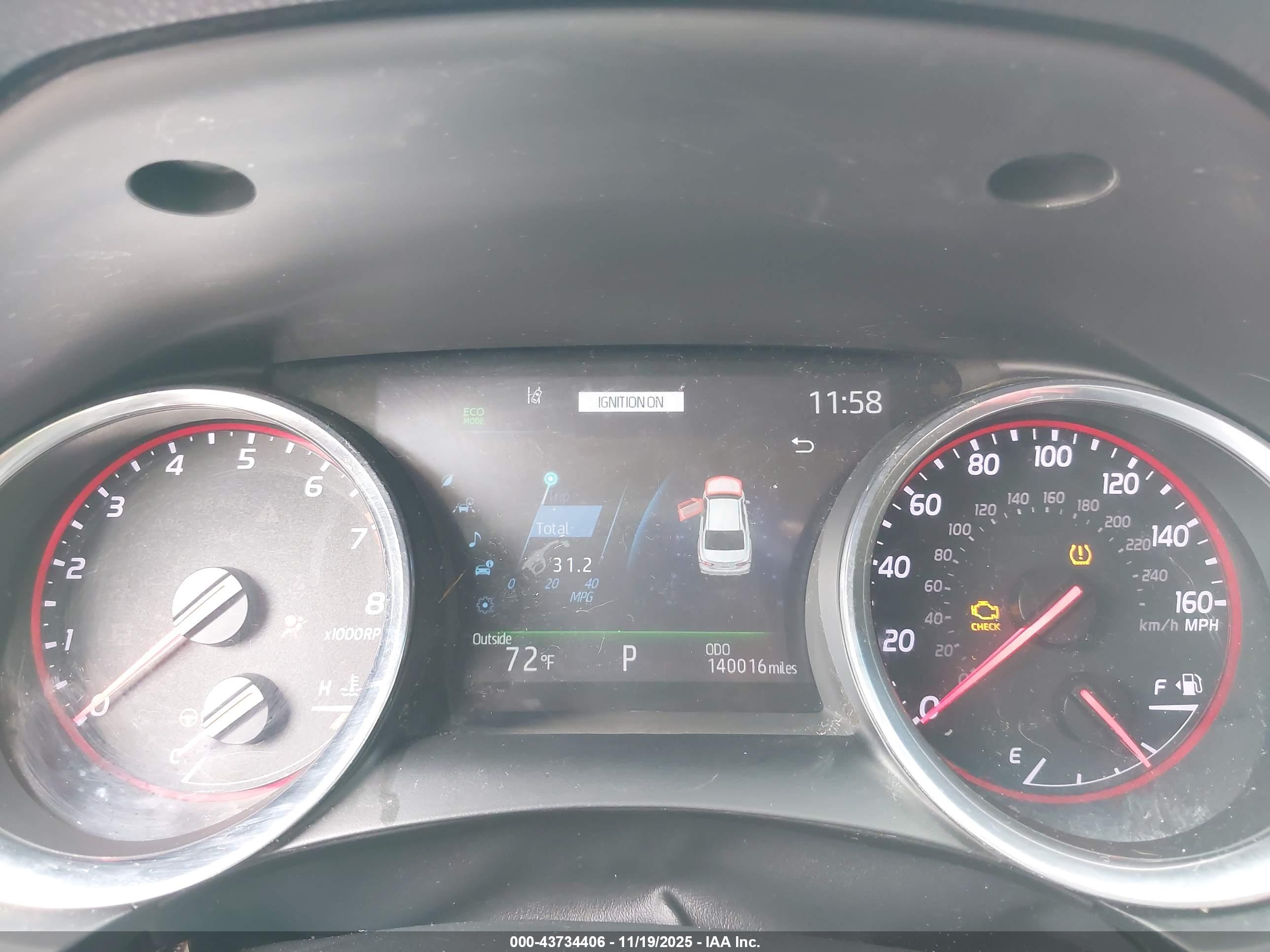 TOYOTA CAMRY image 7