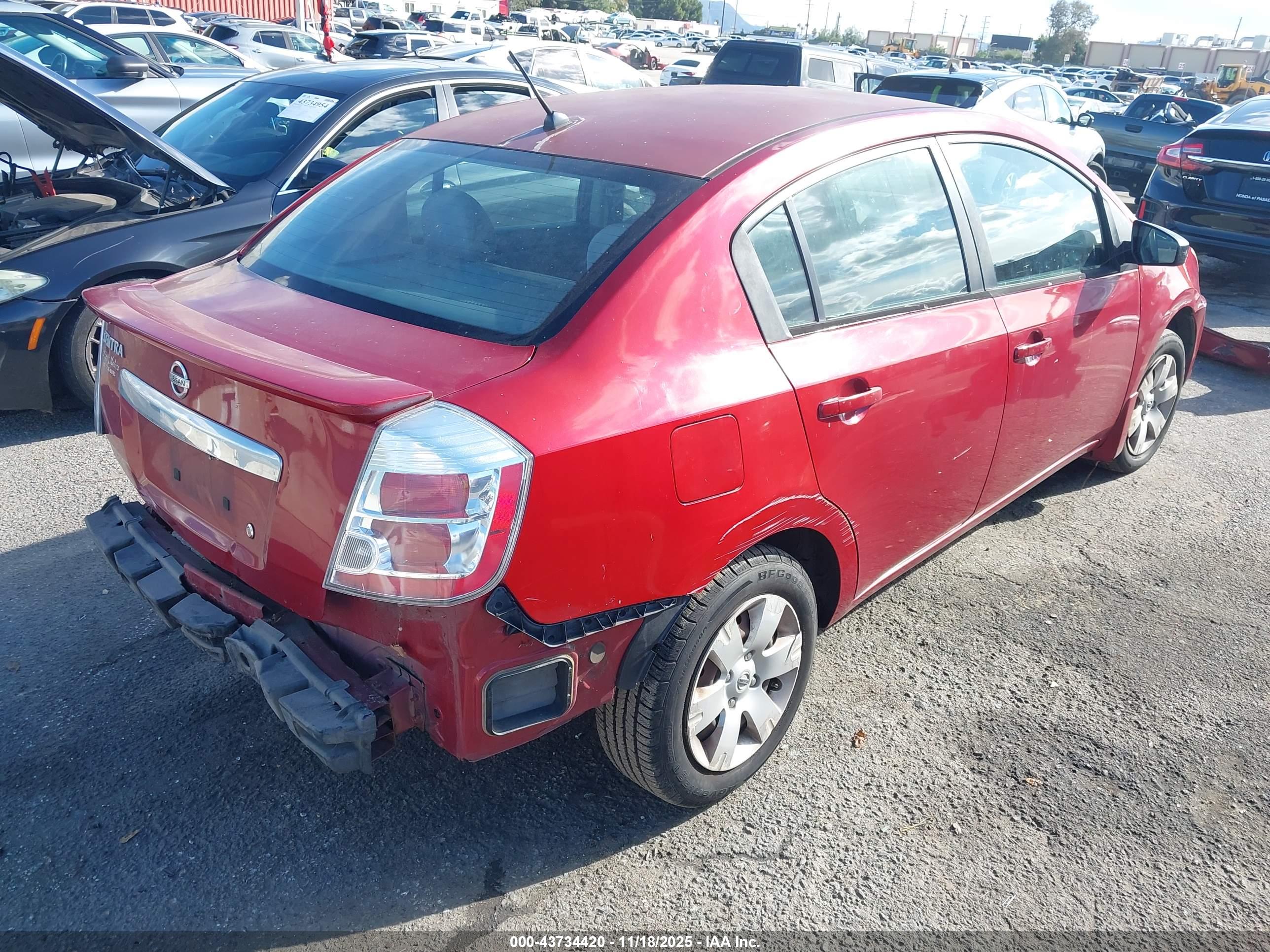 NISSAN SENTRA image 4