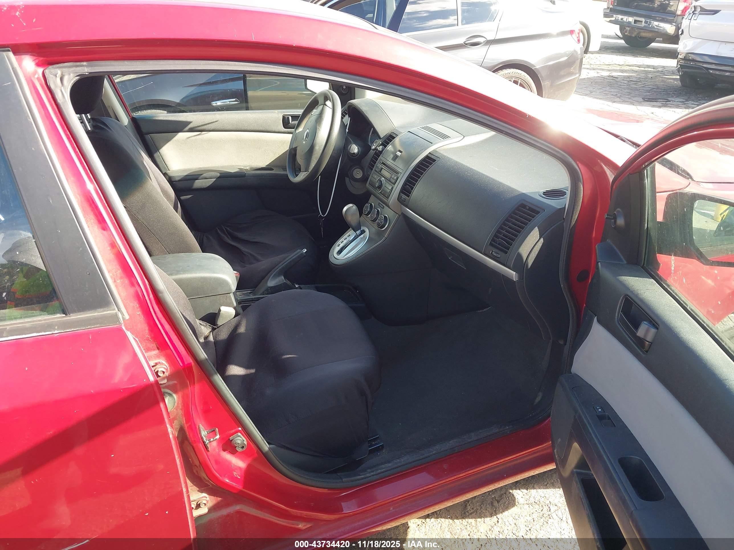 NISSAN SENTRA image 5