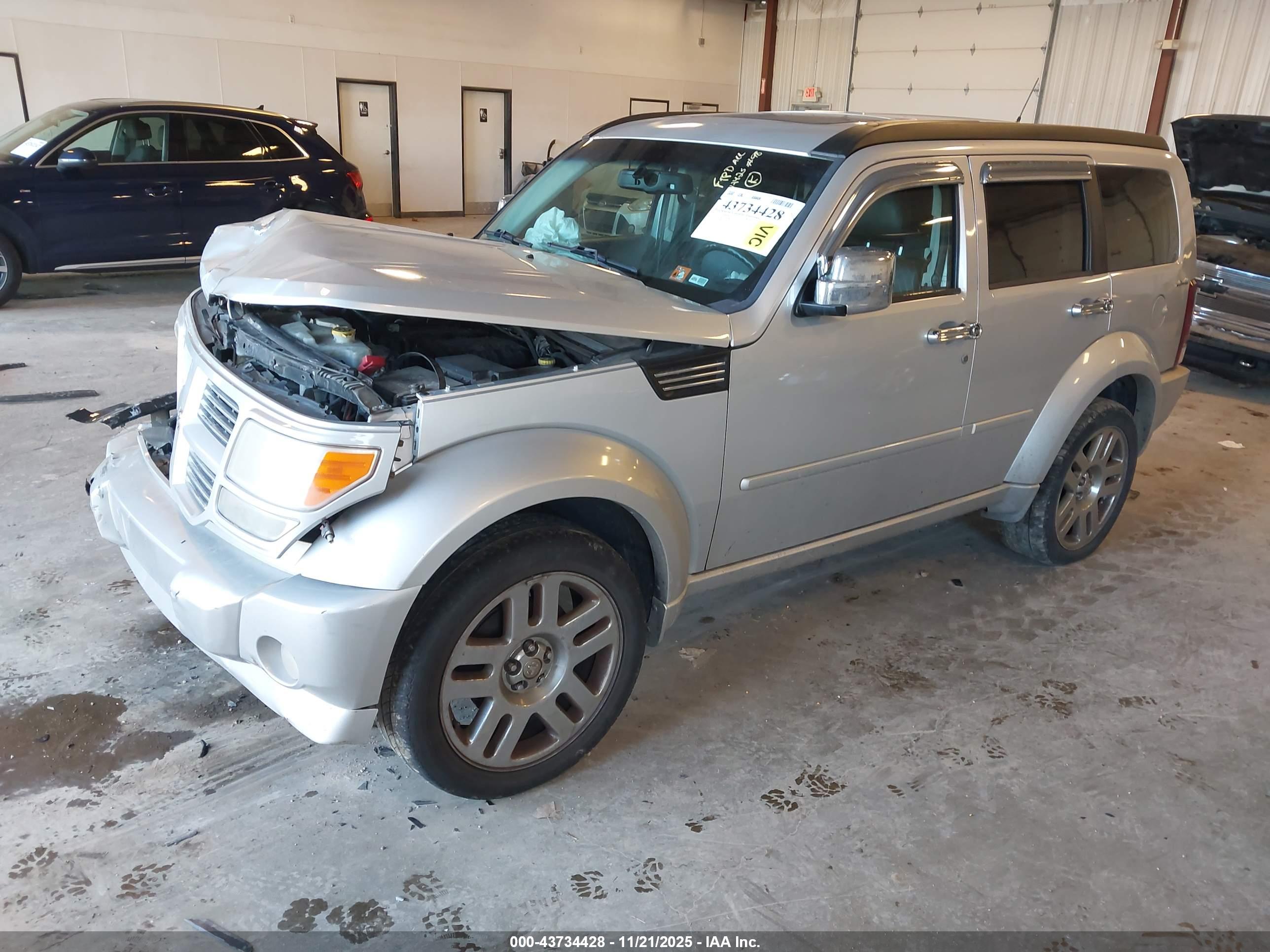 DODGE NITRO image 2