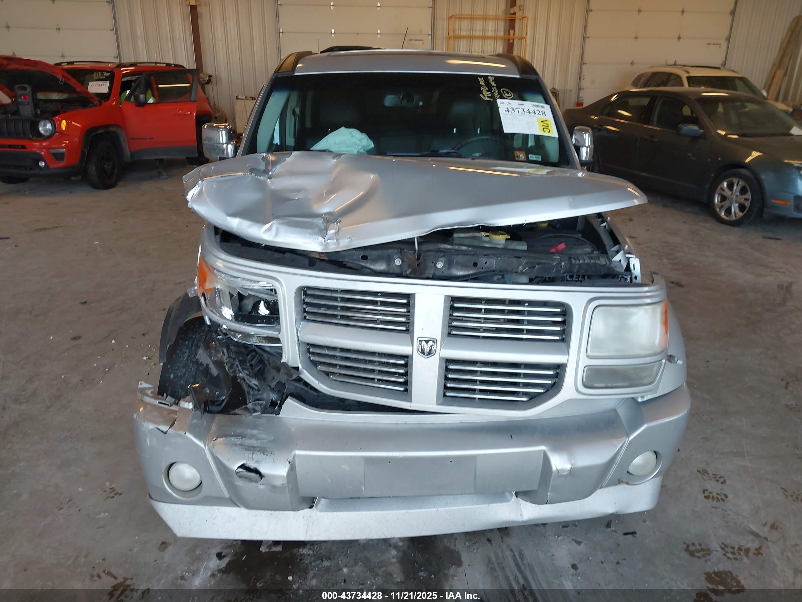 DODGE NITRO image 6