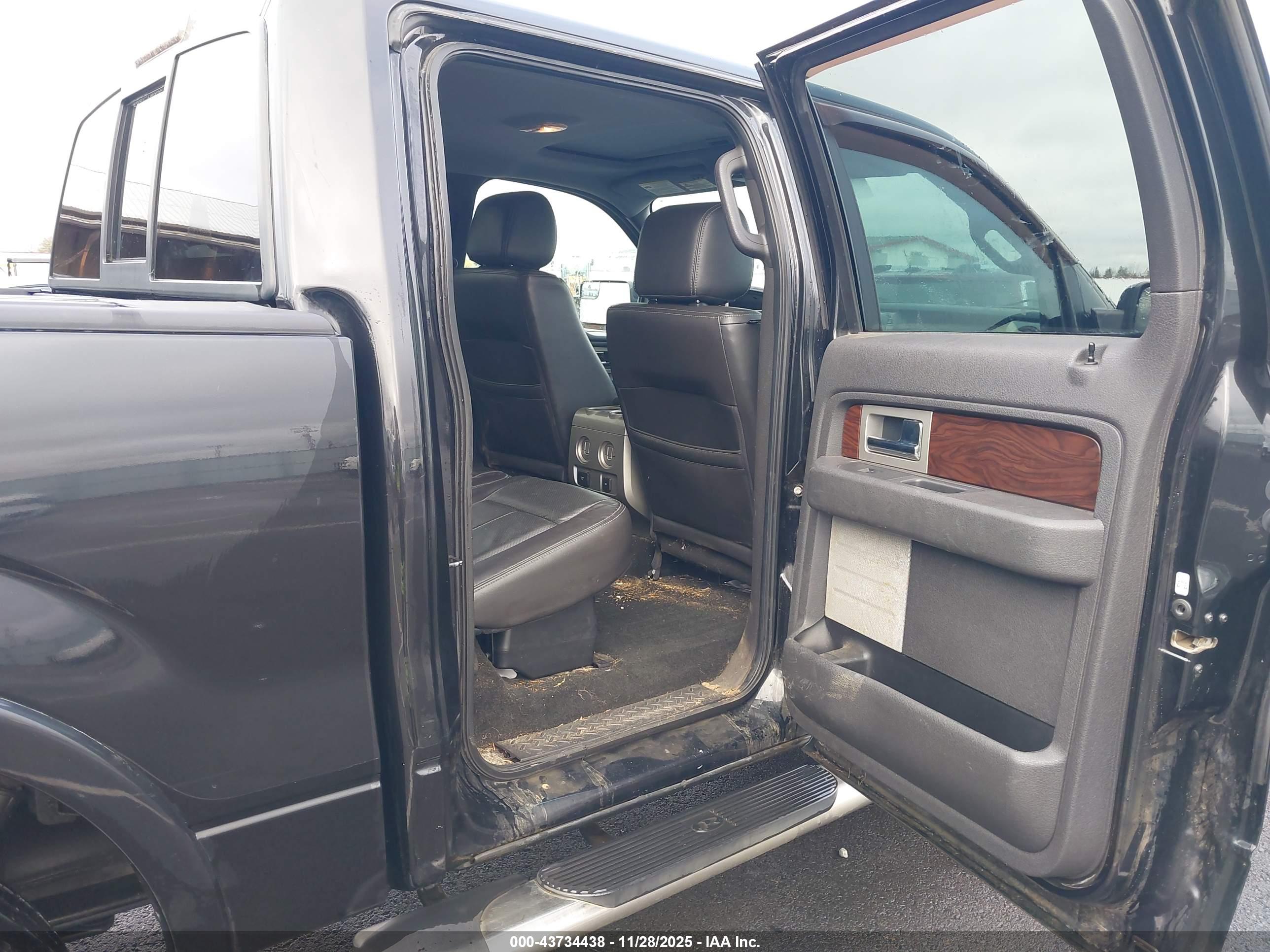 FORD F-150 image 8
