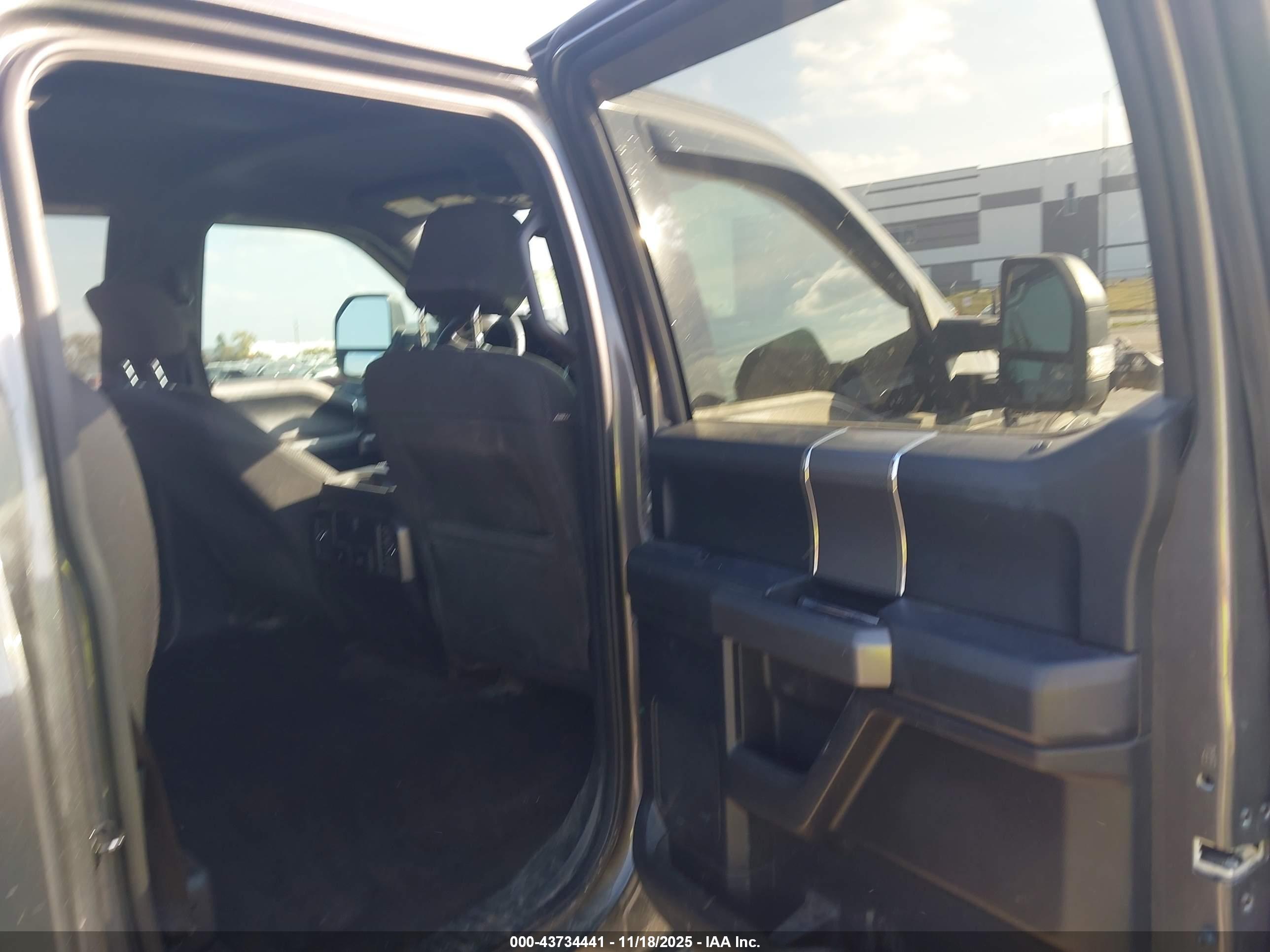FORD F-150 image 8