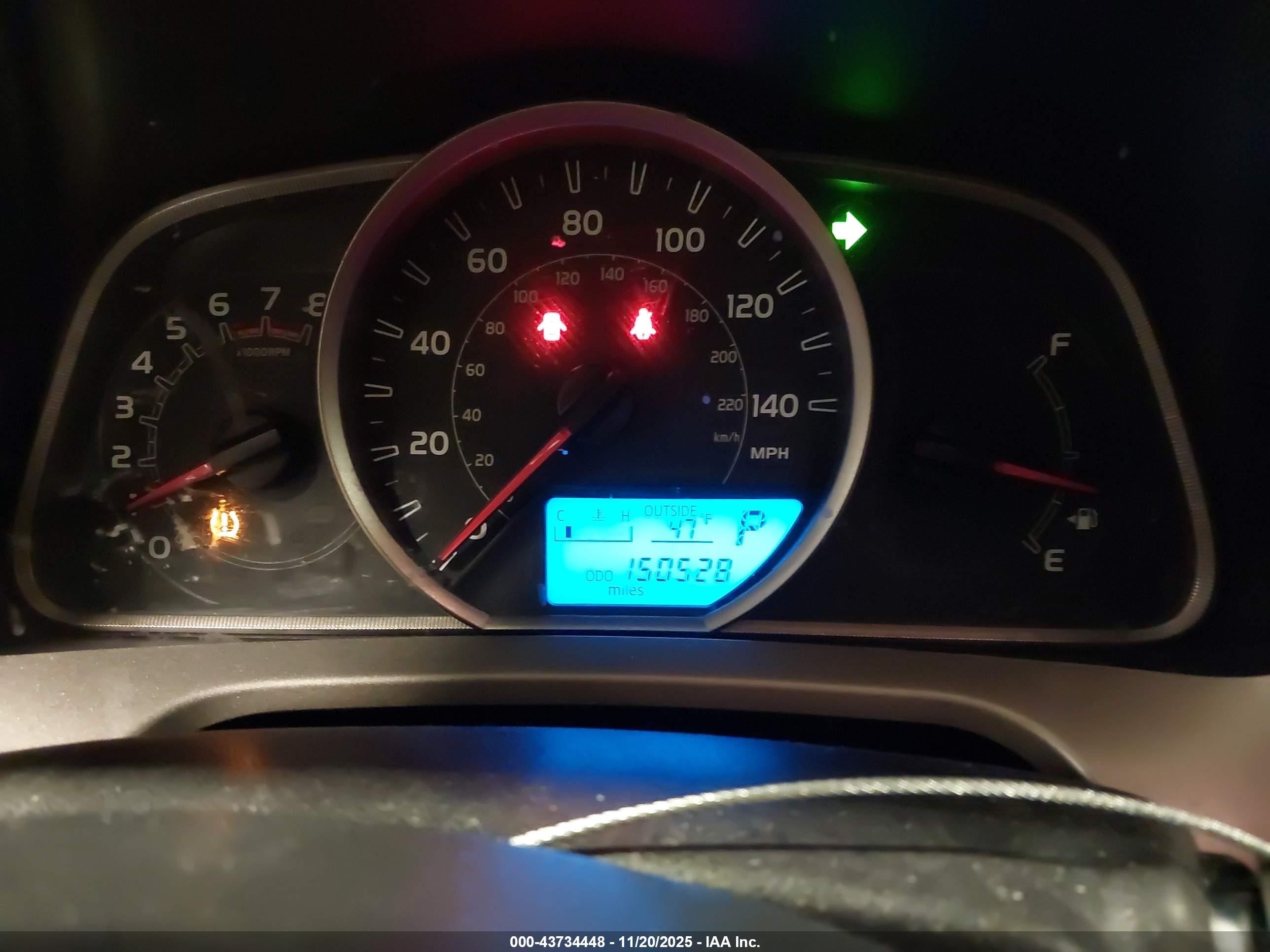 TOYOTA RAV4 image 7