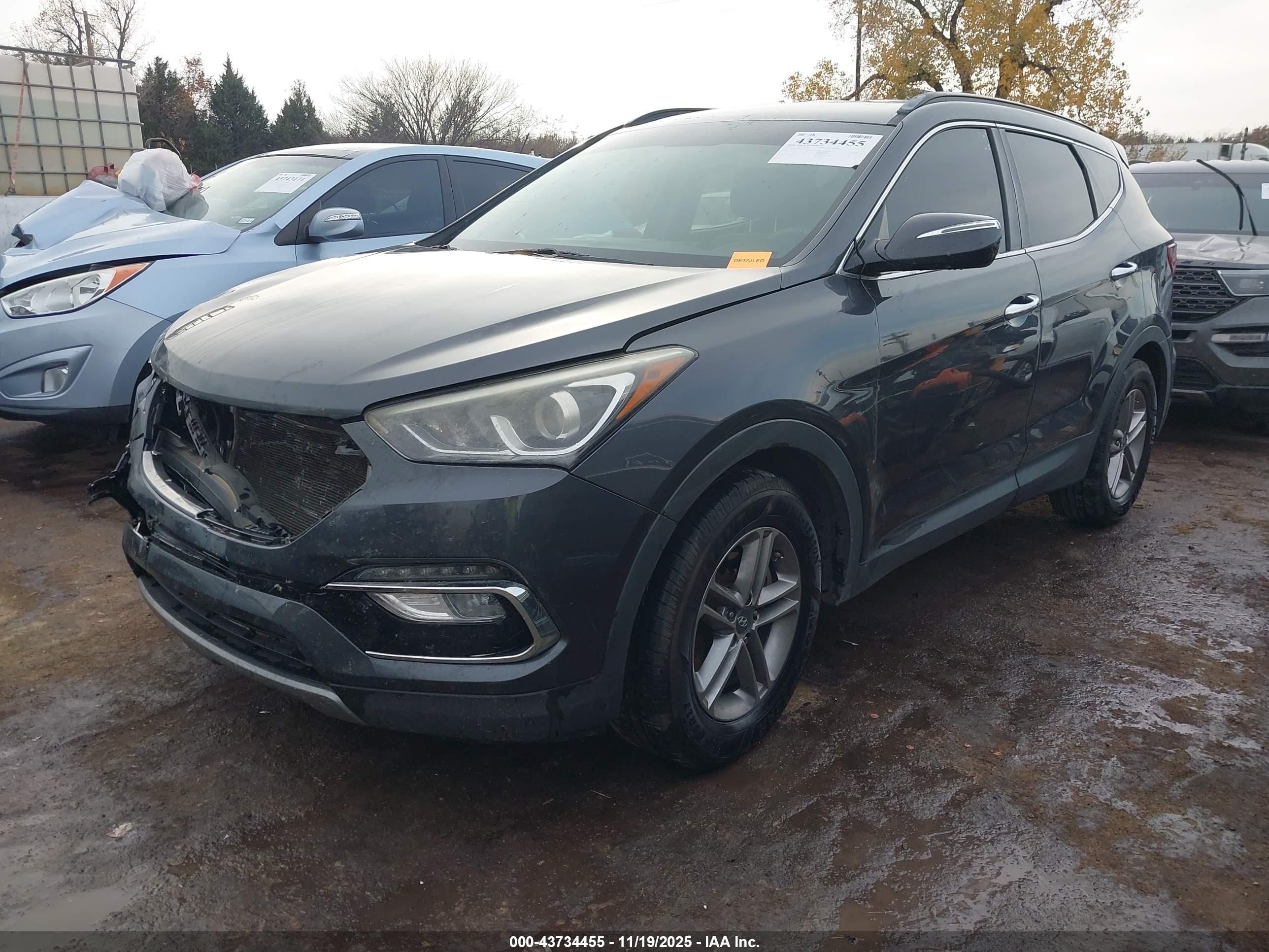 HYUNDAI SANTA image 2