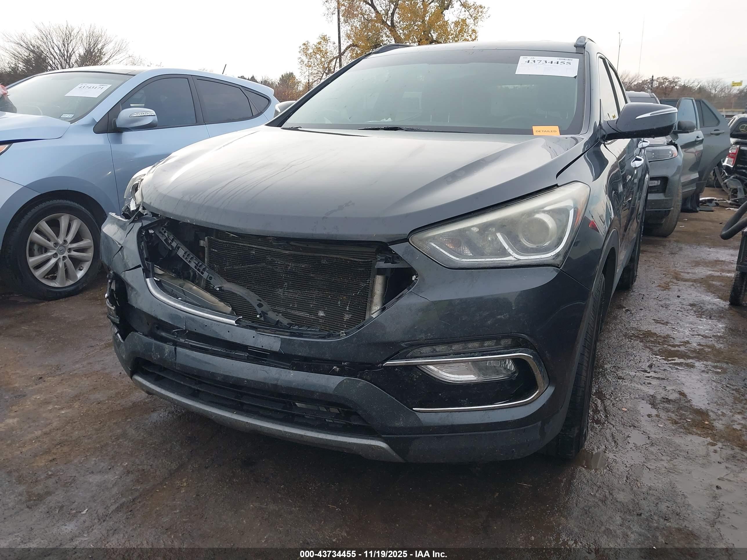 HYUNDAI SANTA image 6