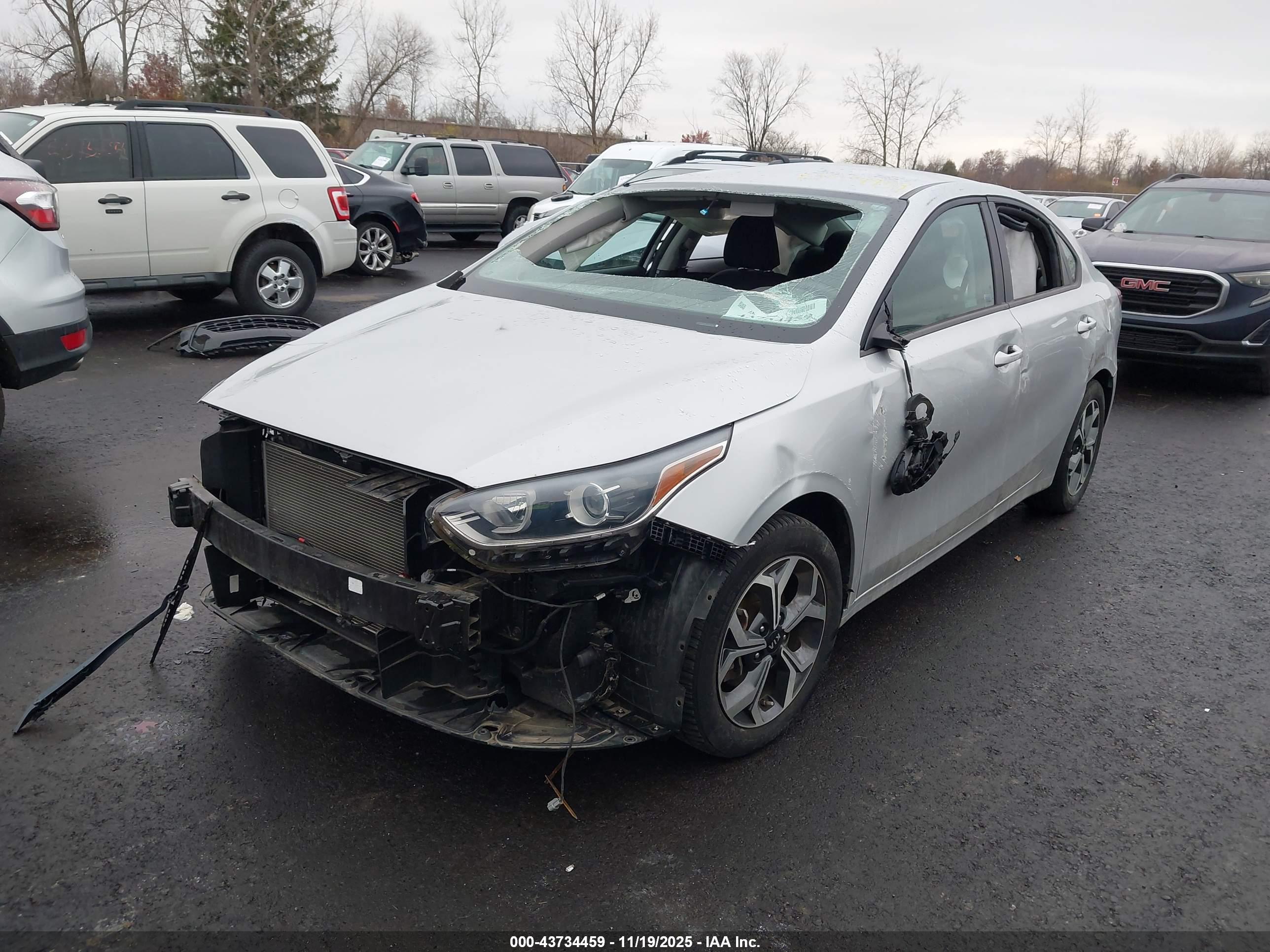KIA FORTE image 2