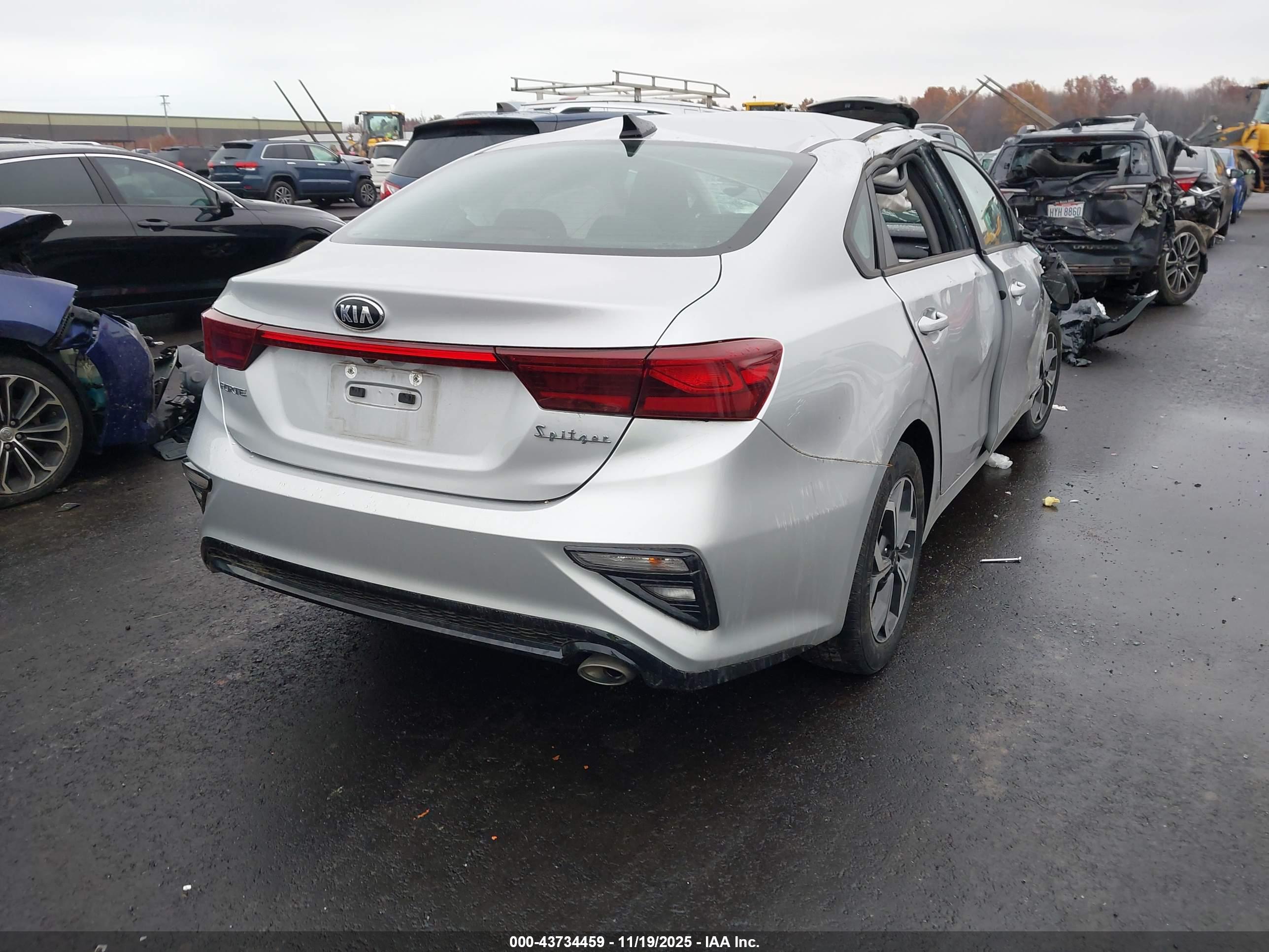 KIA FORTE image 4