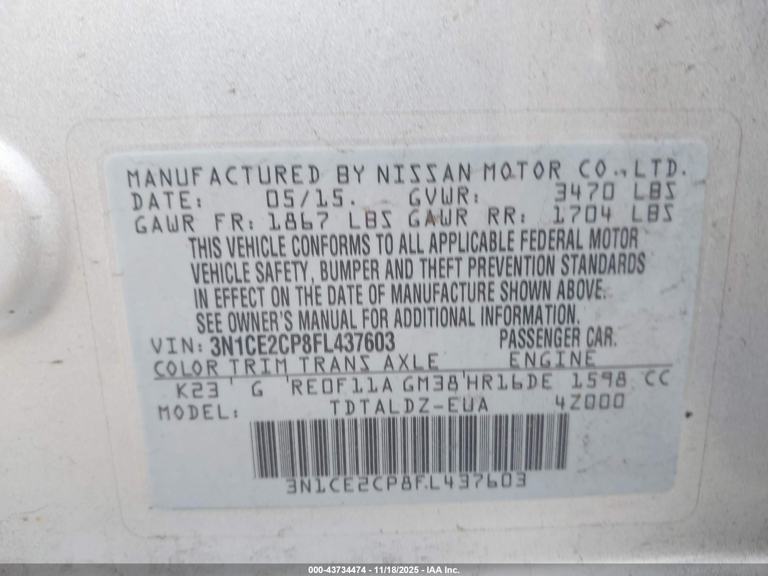NISSAN VERSA image 9