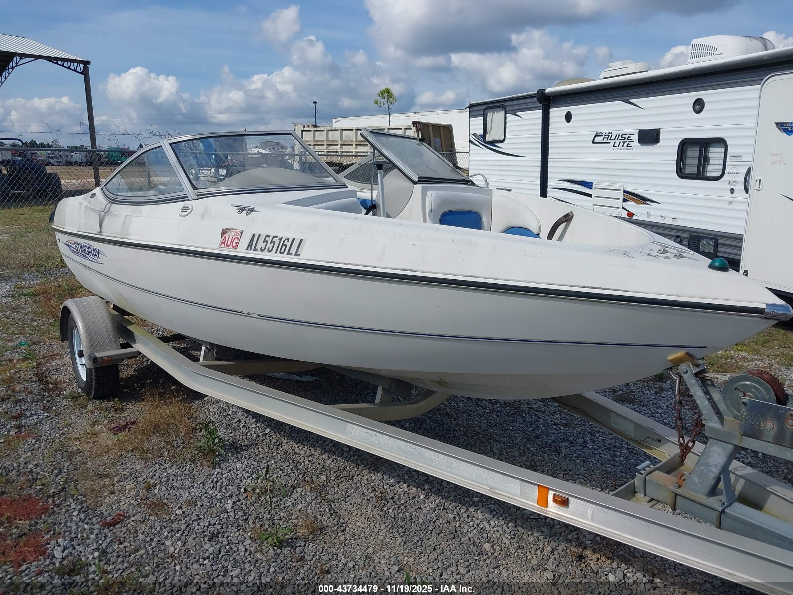 STINGRAY 180 image 6