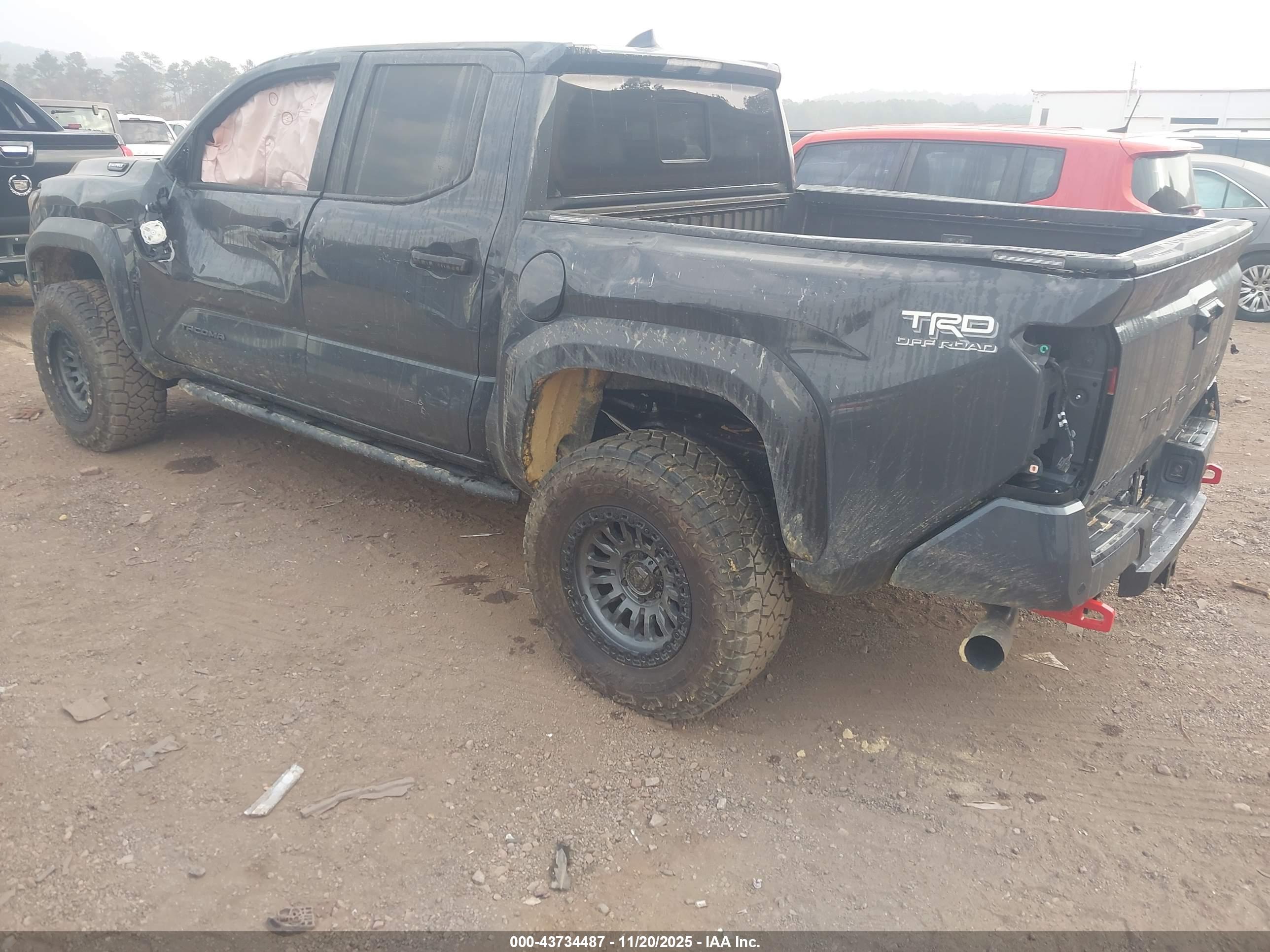 TOYOTA TACOMA image 3