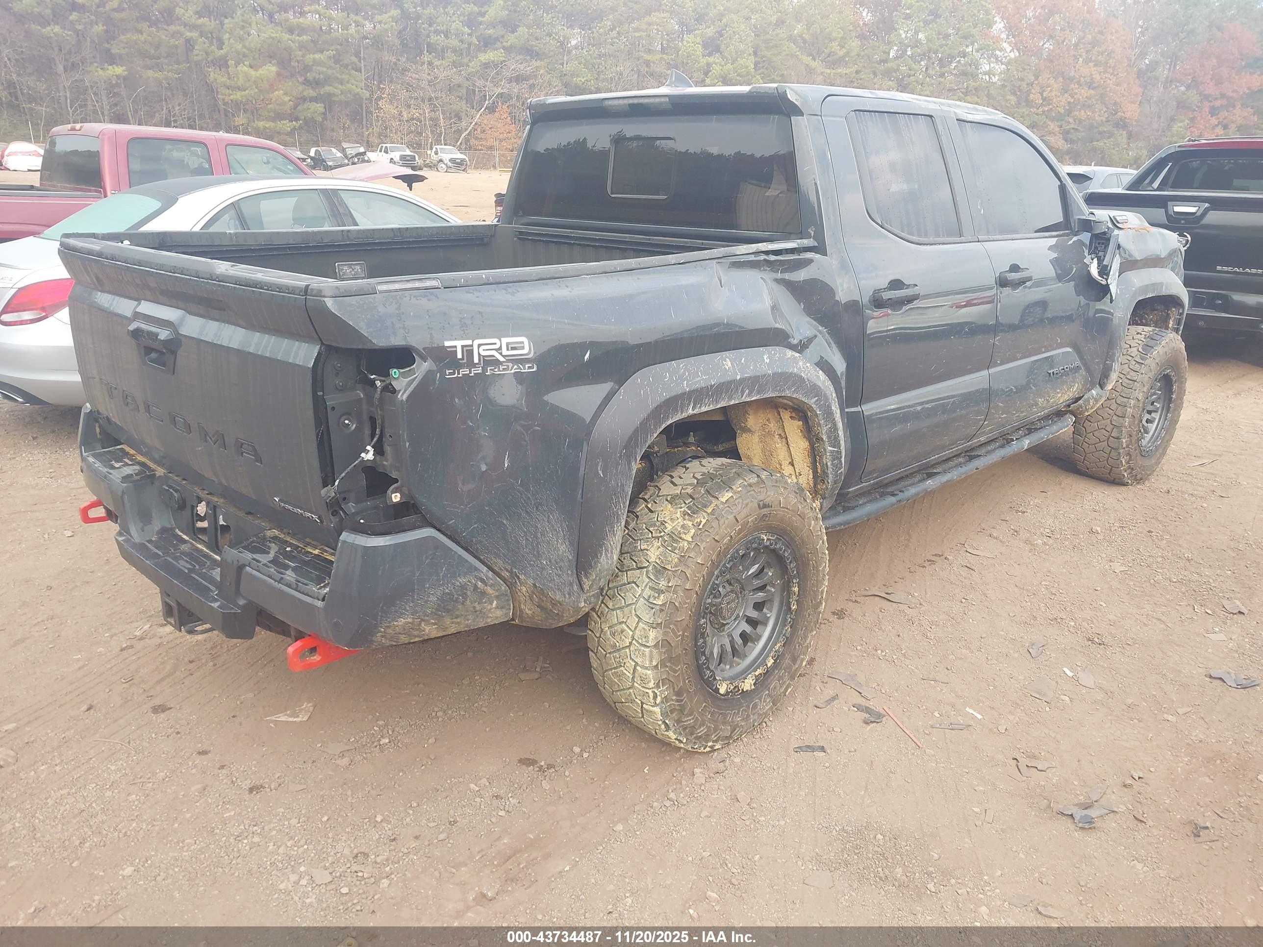 TOYOTA TACOMA image 4