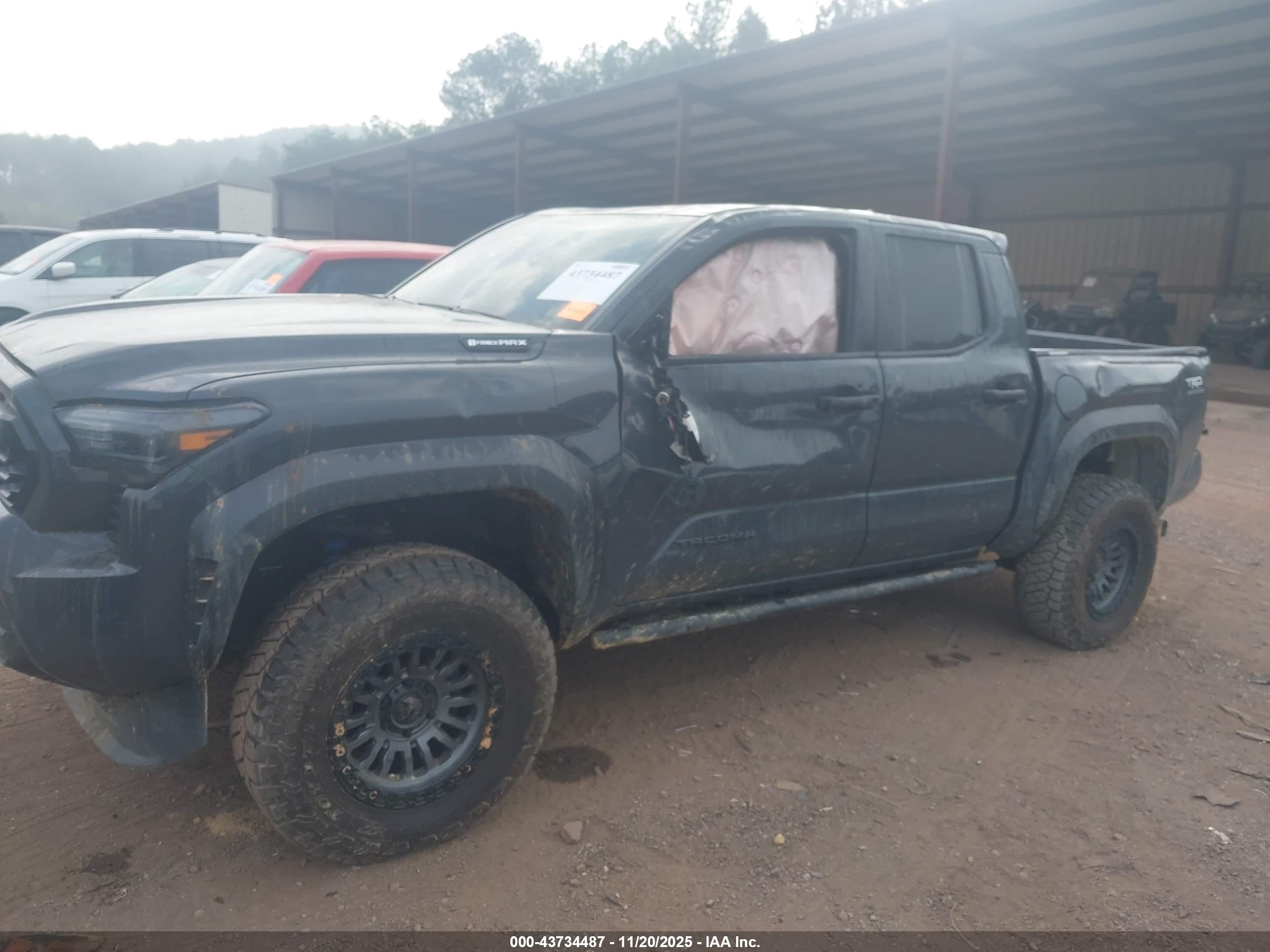 TOYOTA TACOMA image 6