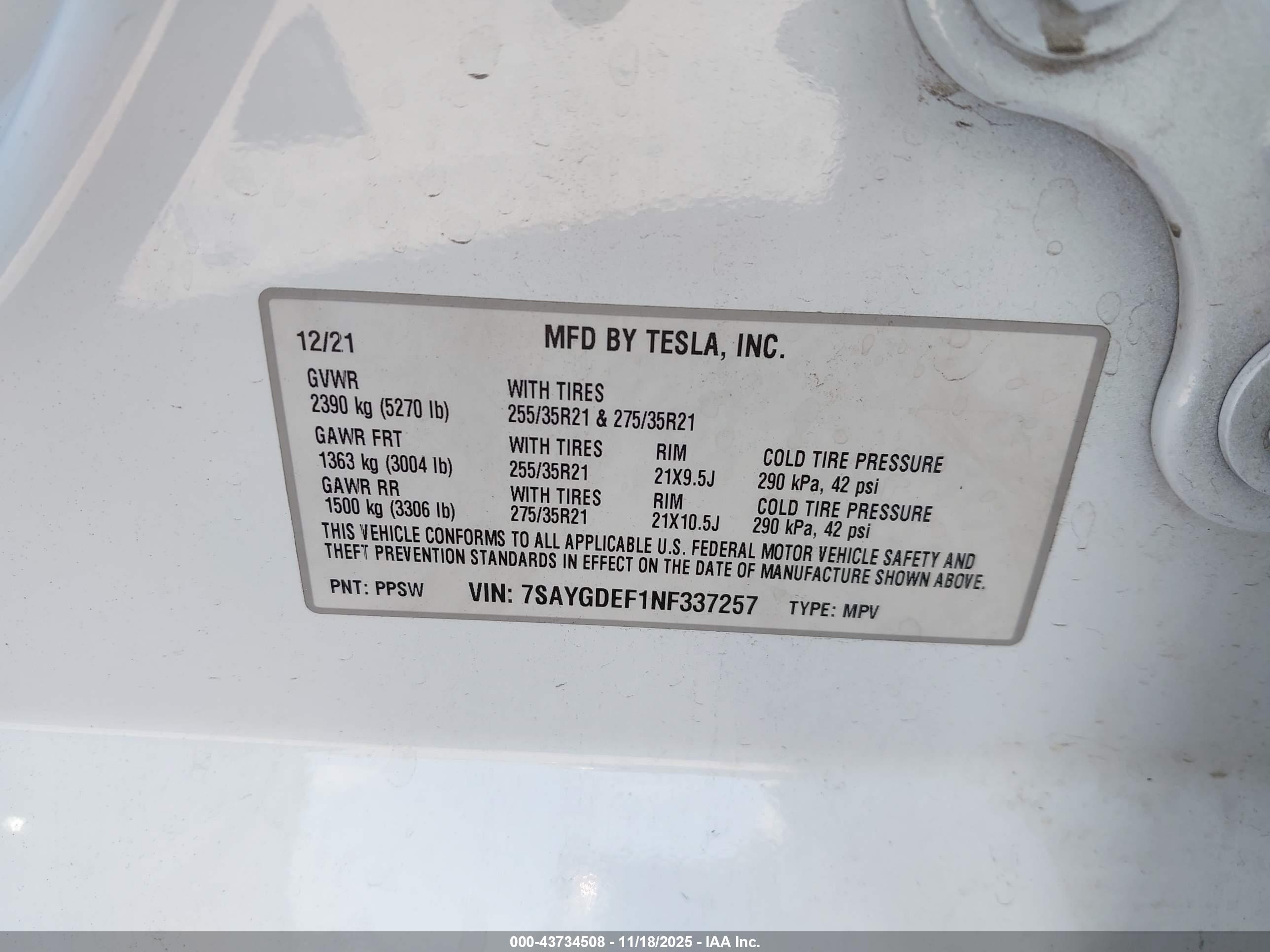 TESLA MODEL image 9