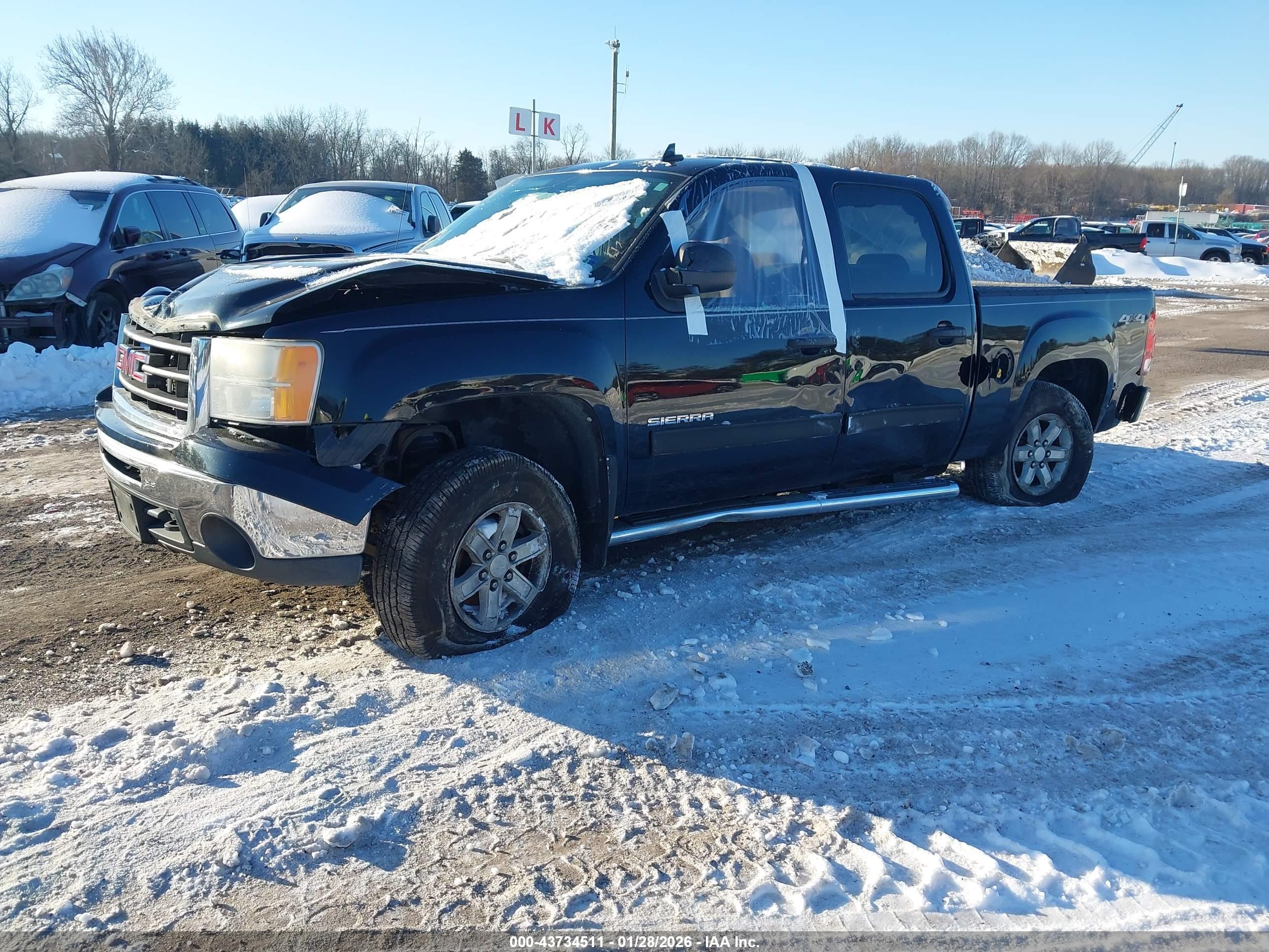GMC SIERRA image 2