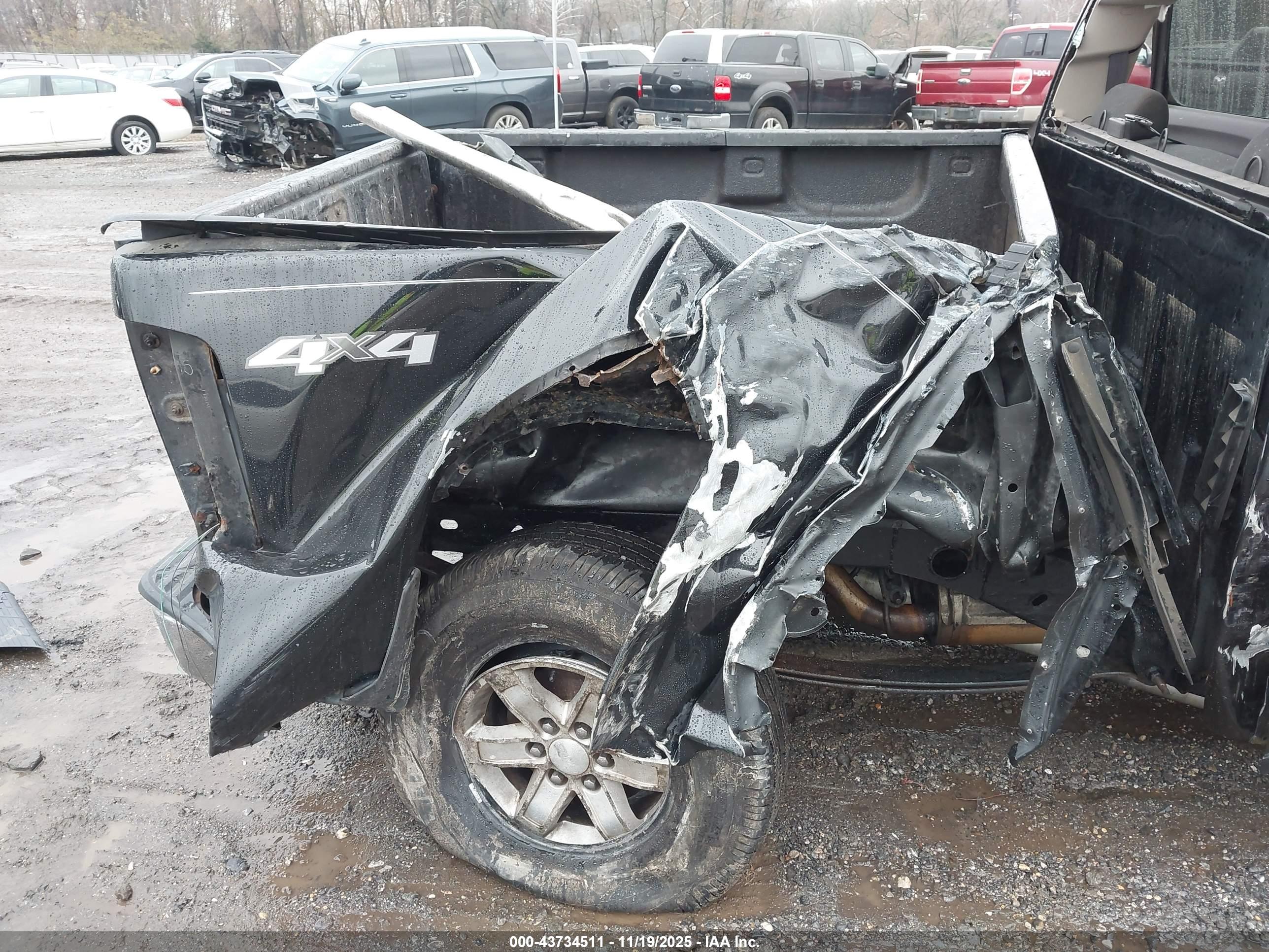 GMC SIERRA image 6