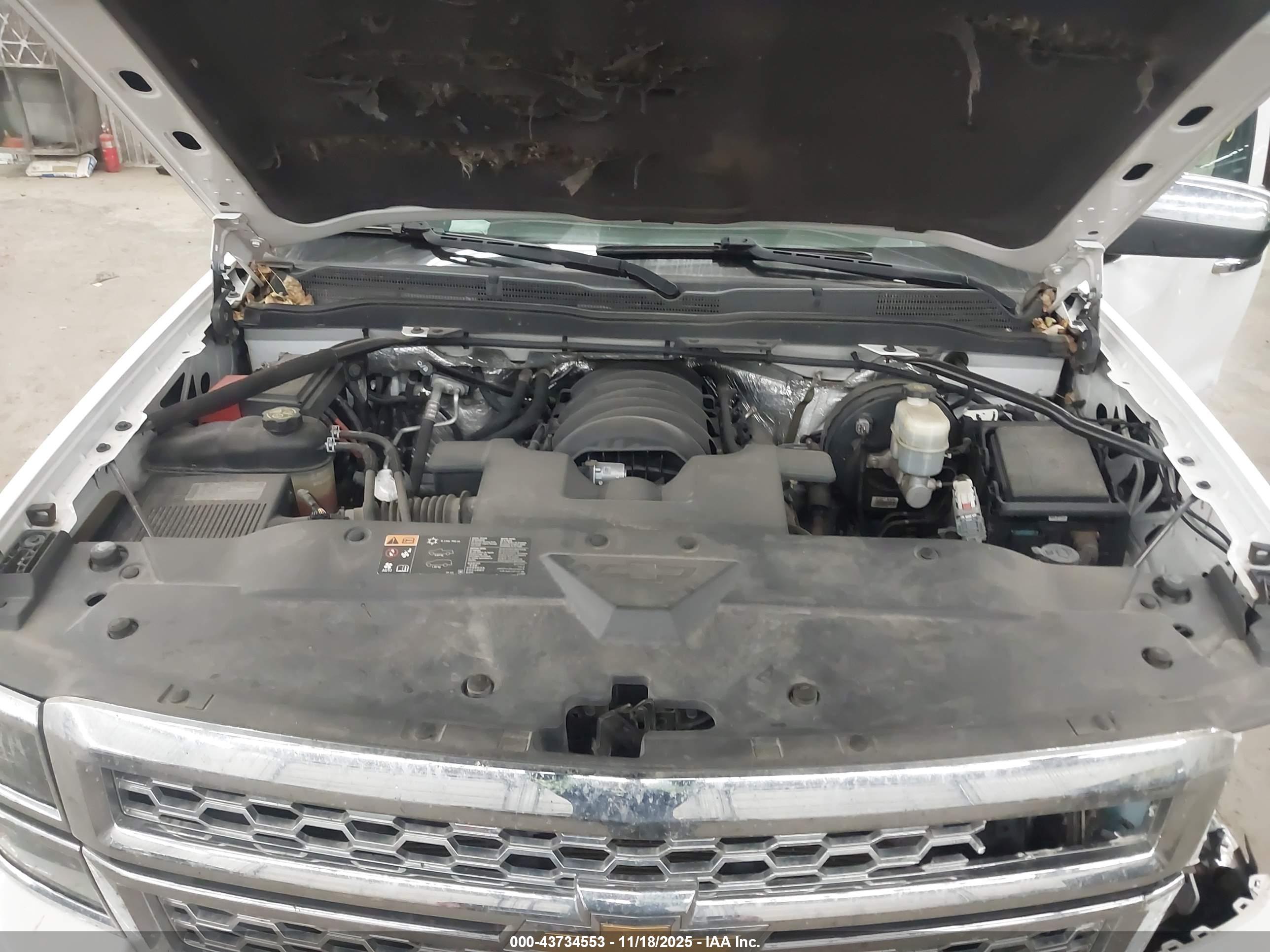 CHEVROLET SILVERADO image 10