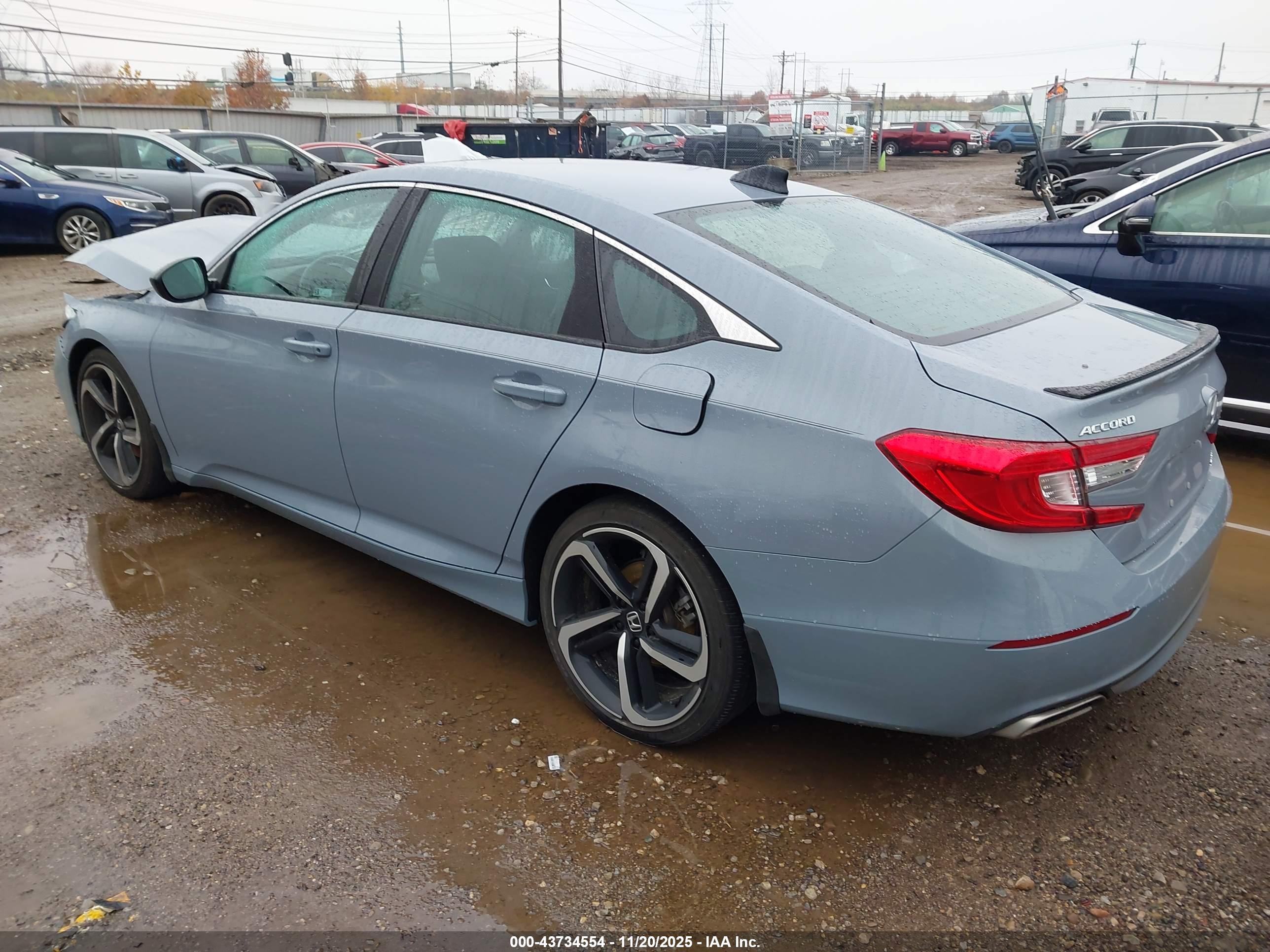 HONDA ACCORD image 3