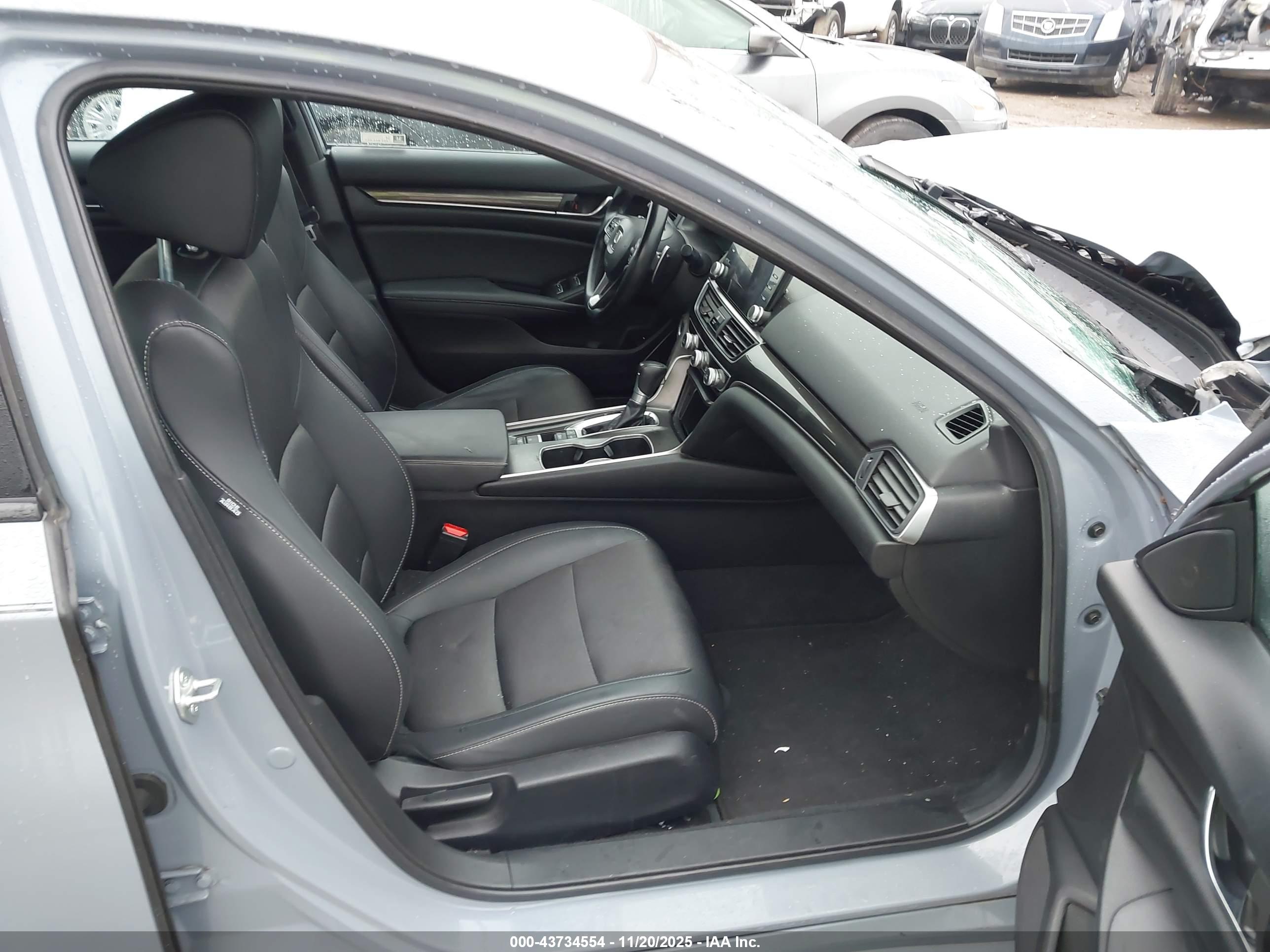 HONDA ACCORD image 5