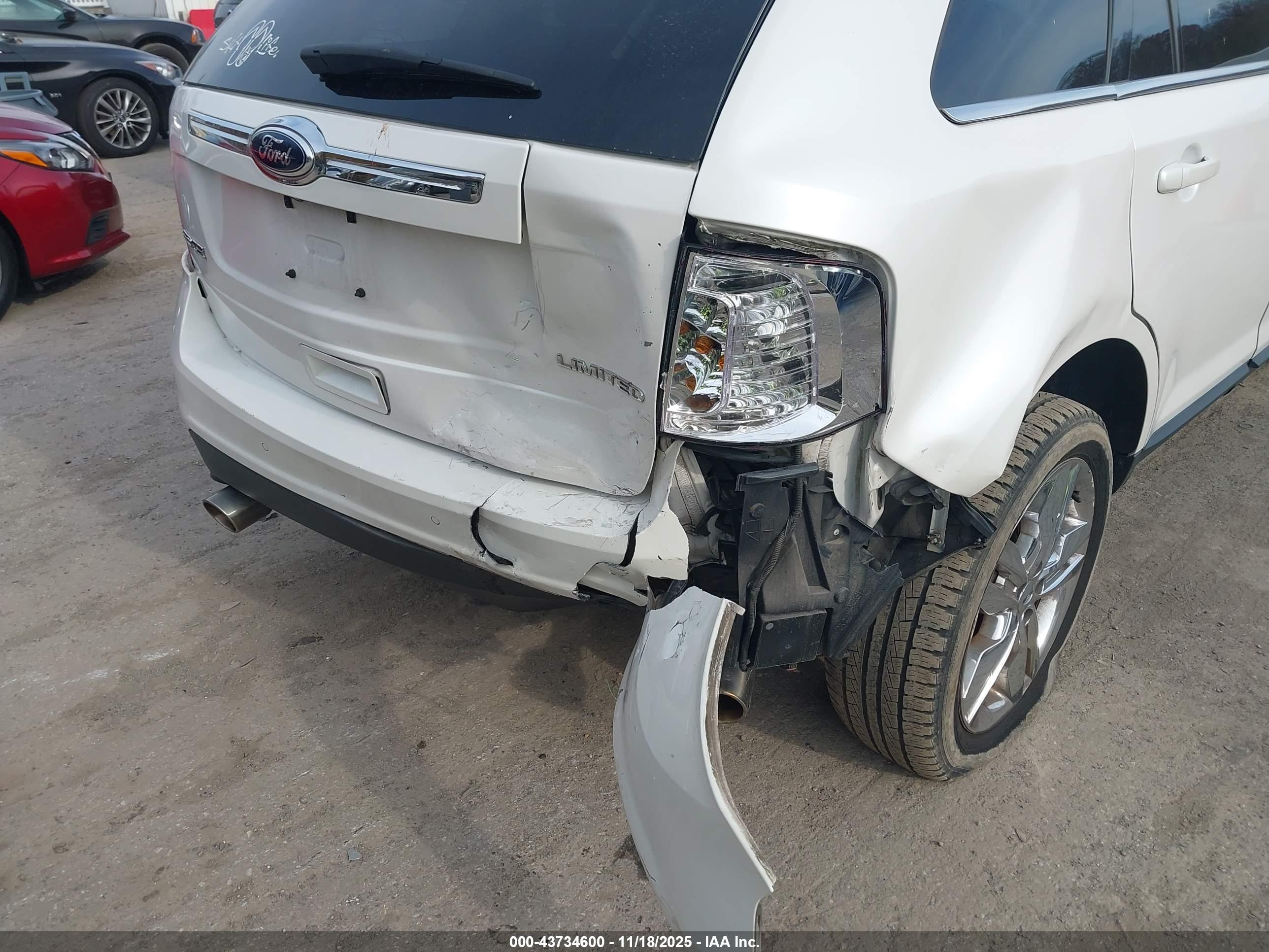 FORD EDGE image 6