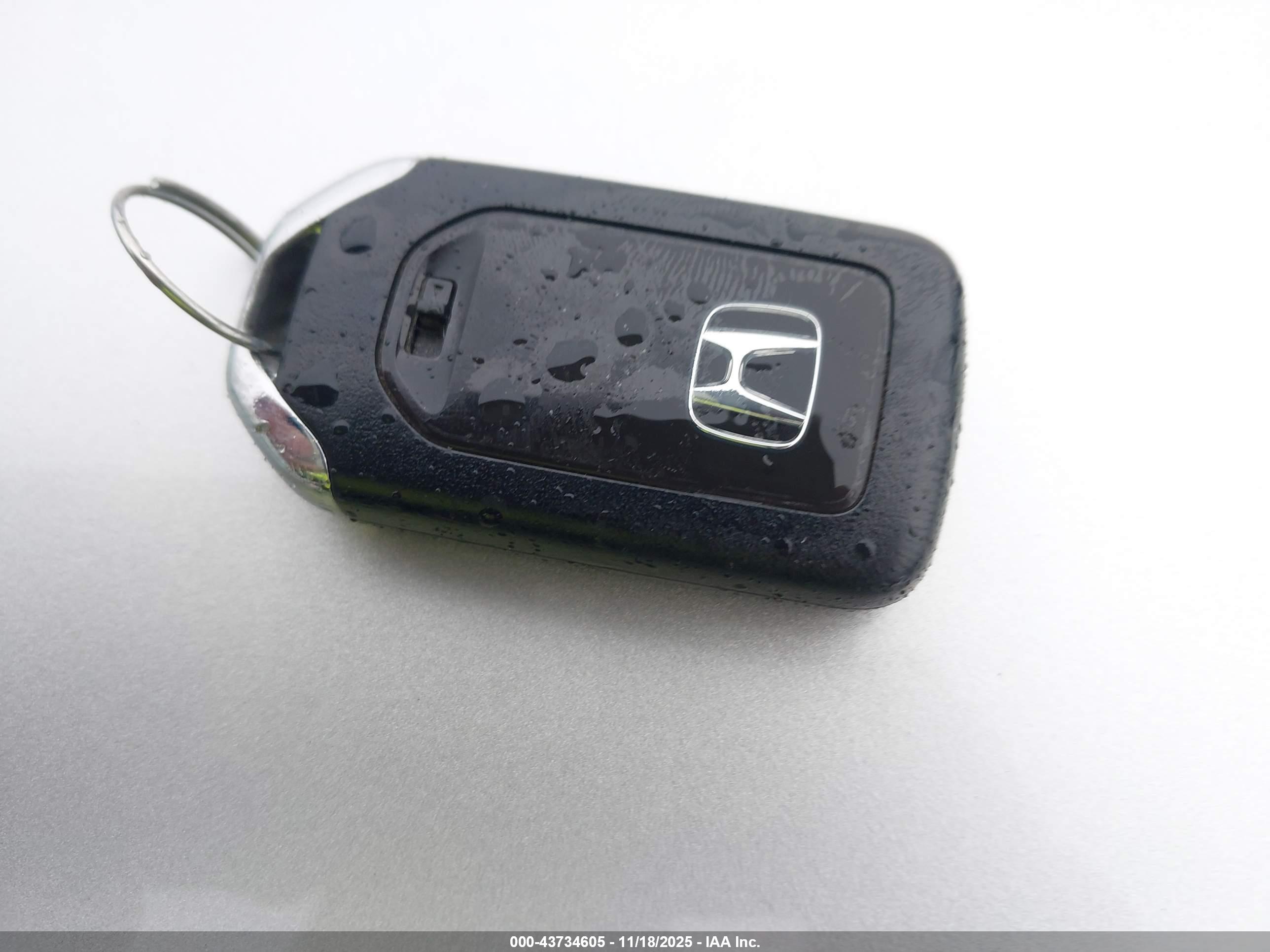 HONDA ACCORD image 11