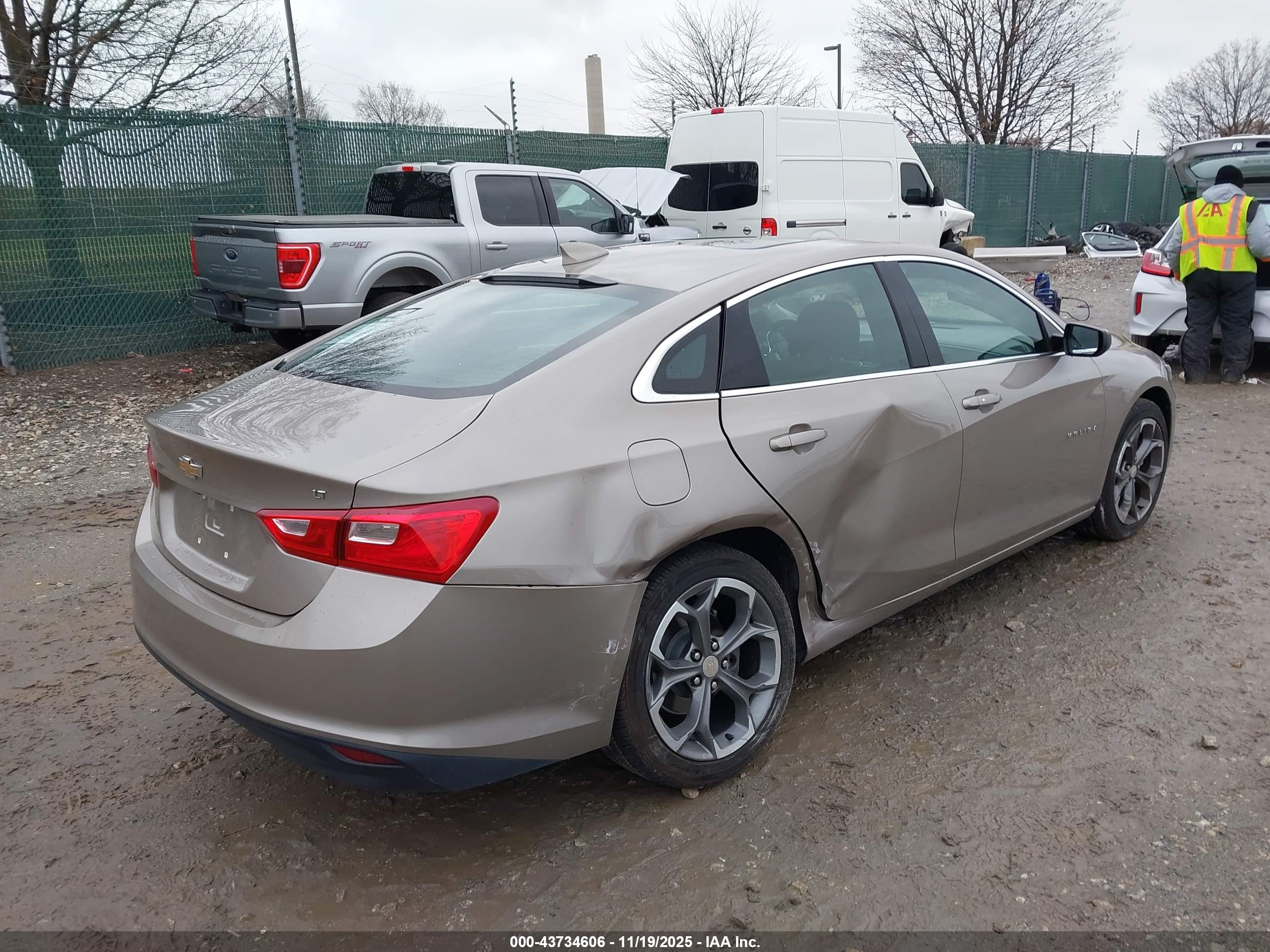 CHEVROLET MALIBU image 4