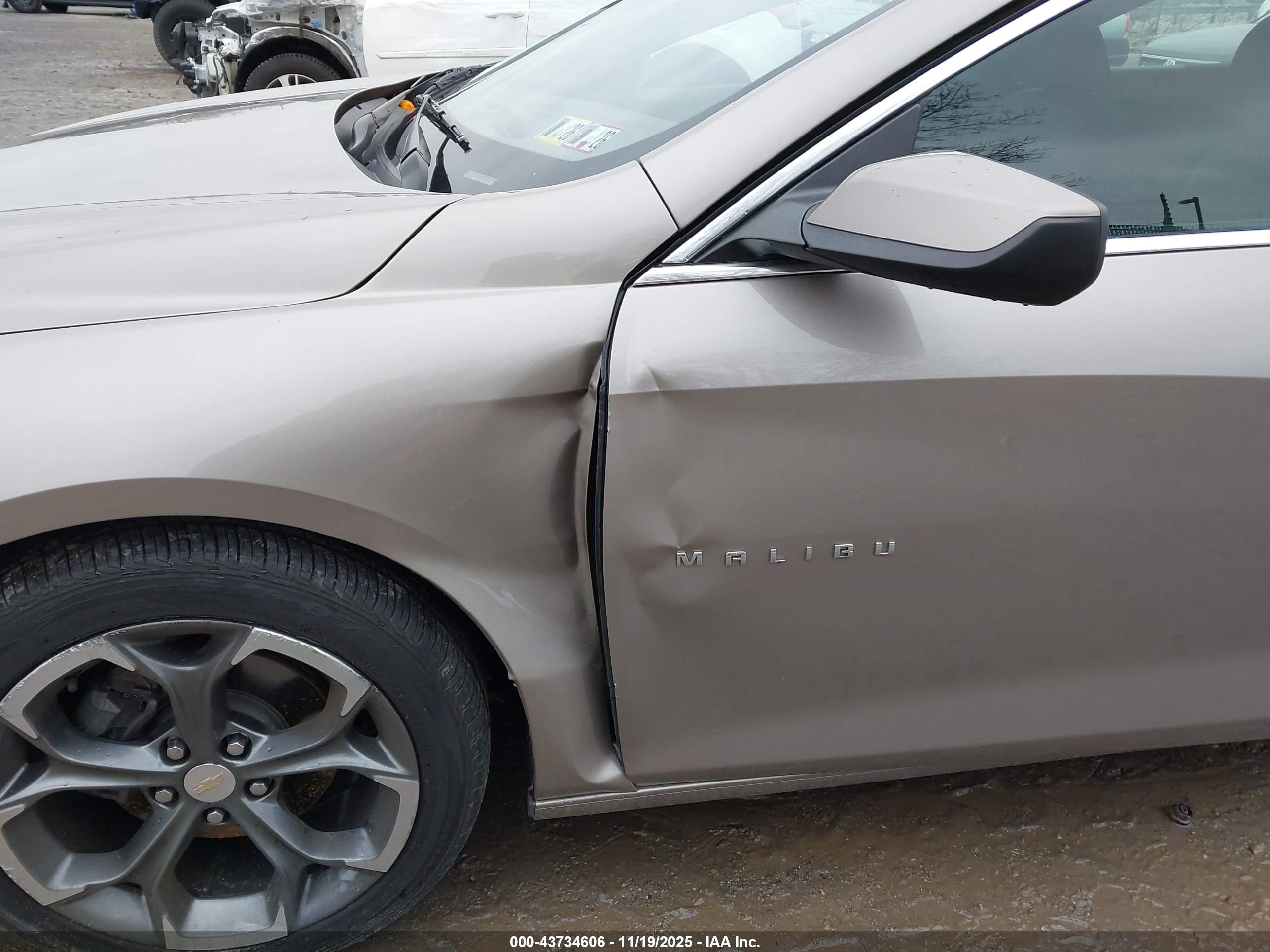 CHEVROLET MALIBU image 6