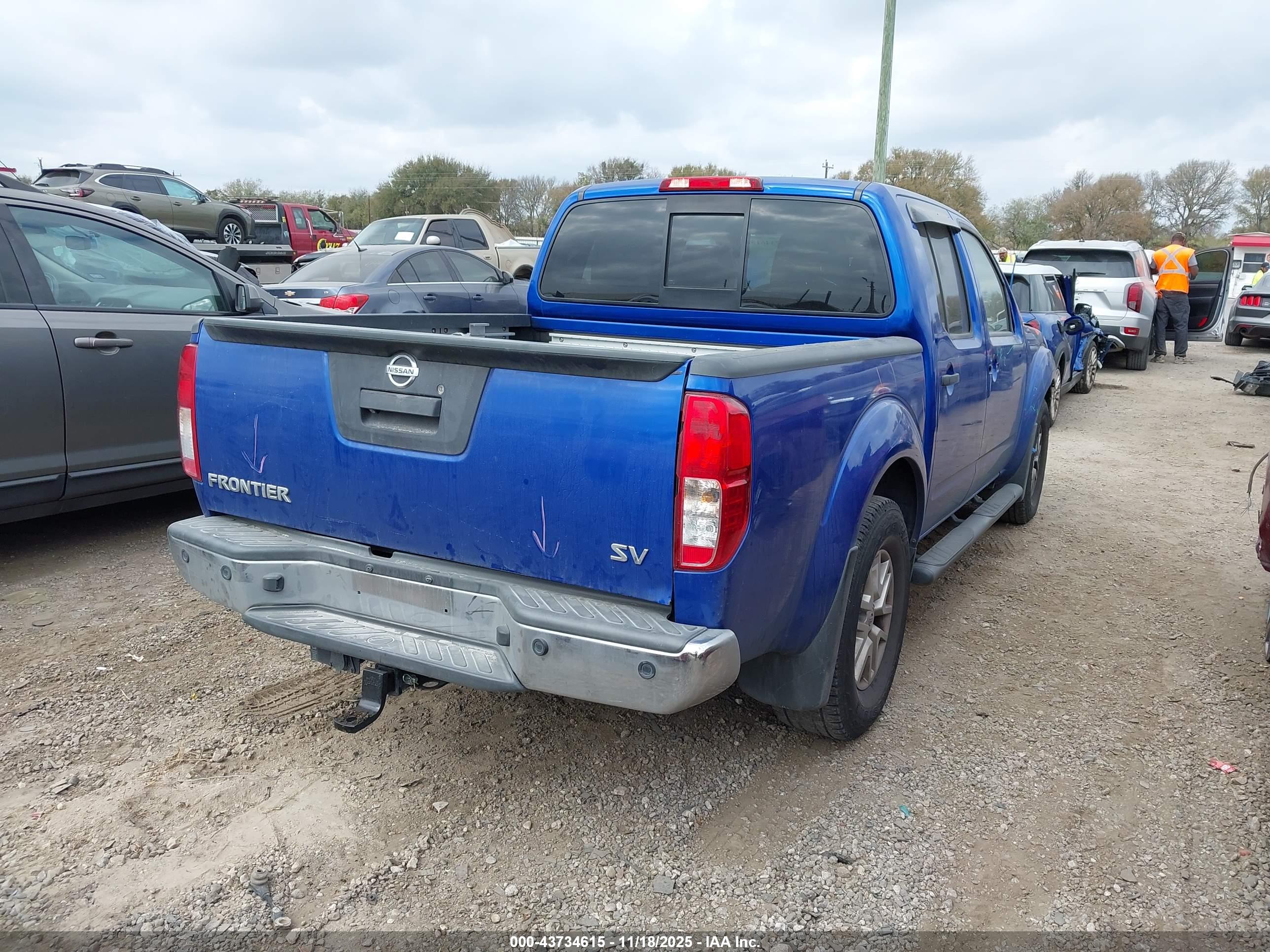 NISSAN FRONTIER image 4