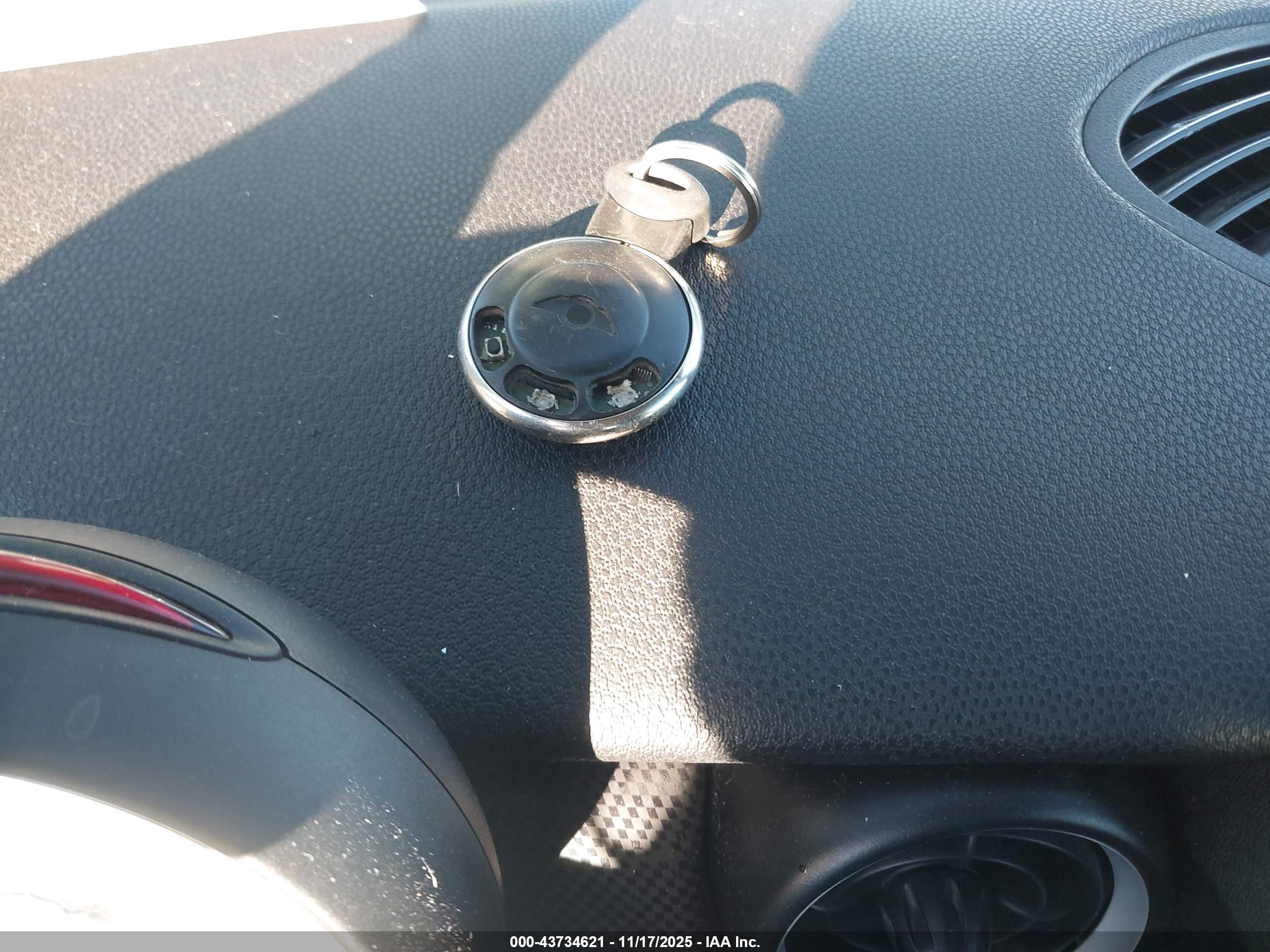 MINI COOPER image 11