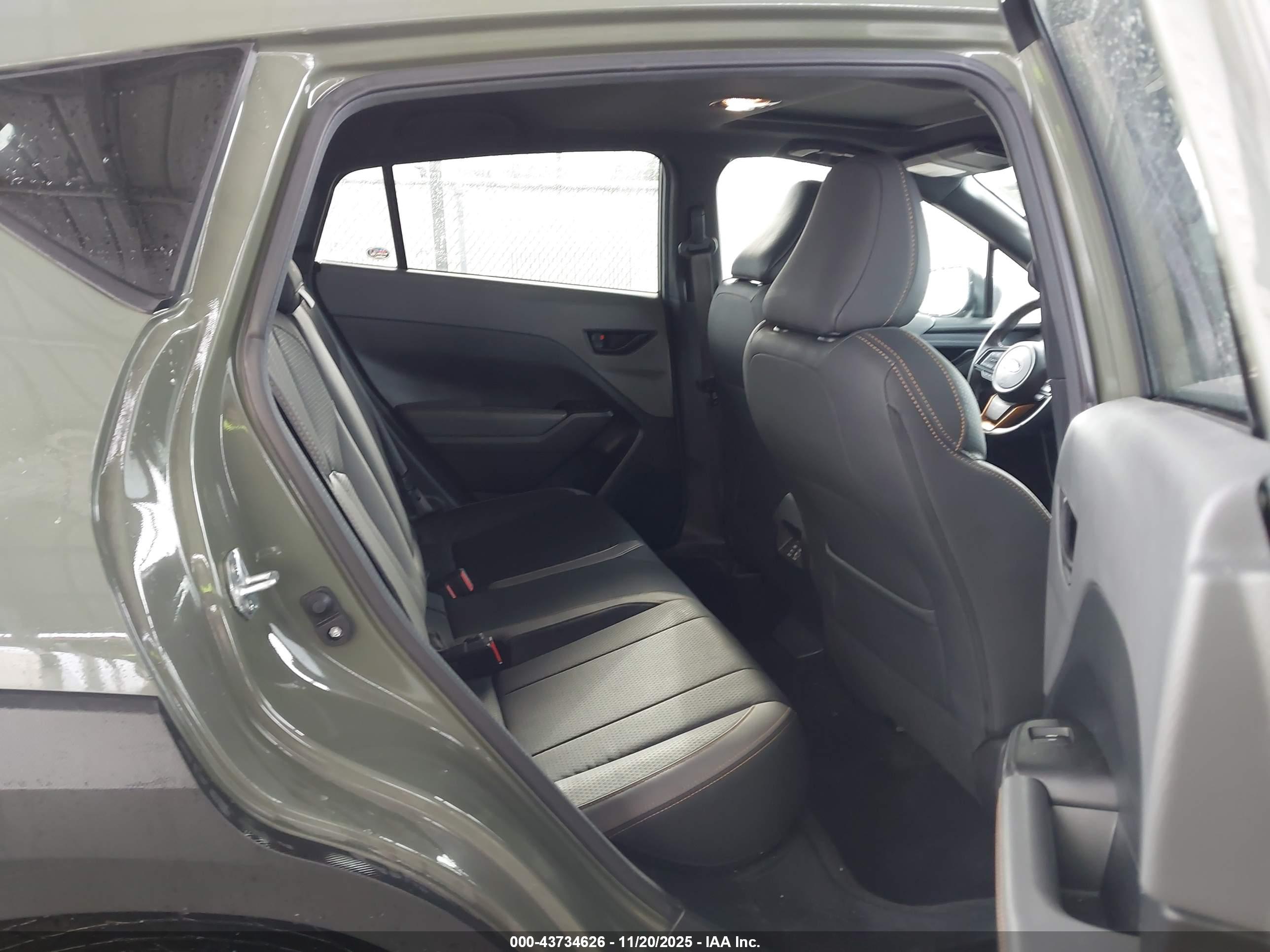 SUBARU CROSSTREK image 8
