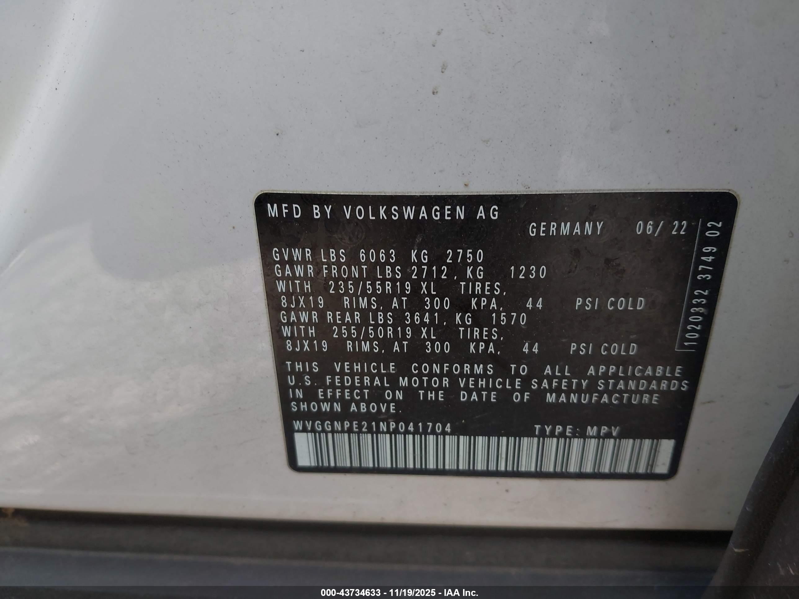 VOLKSWAGEN ID.4 image 9