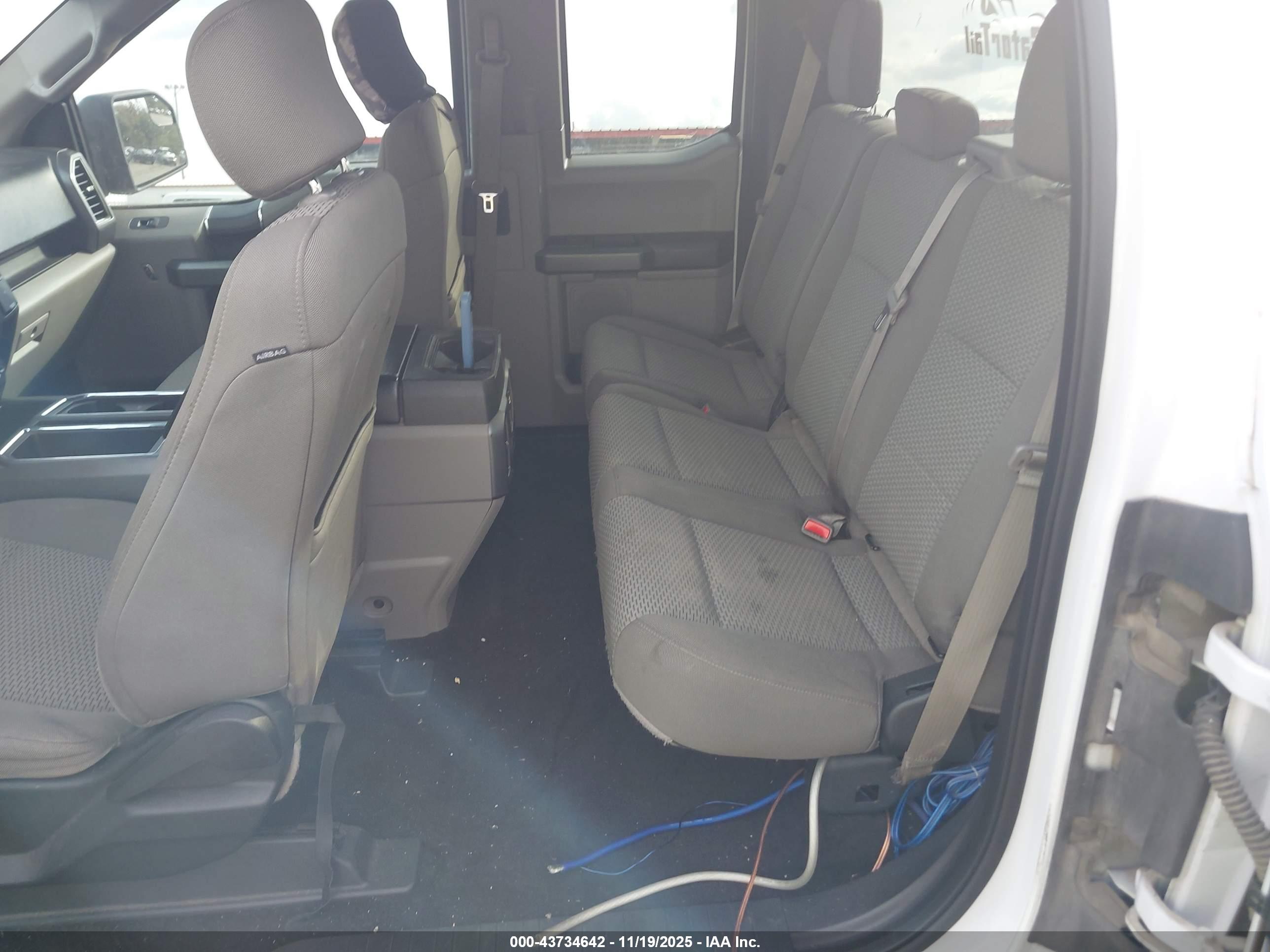 FORD F-150 image 8