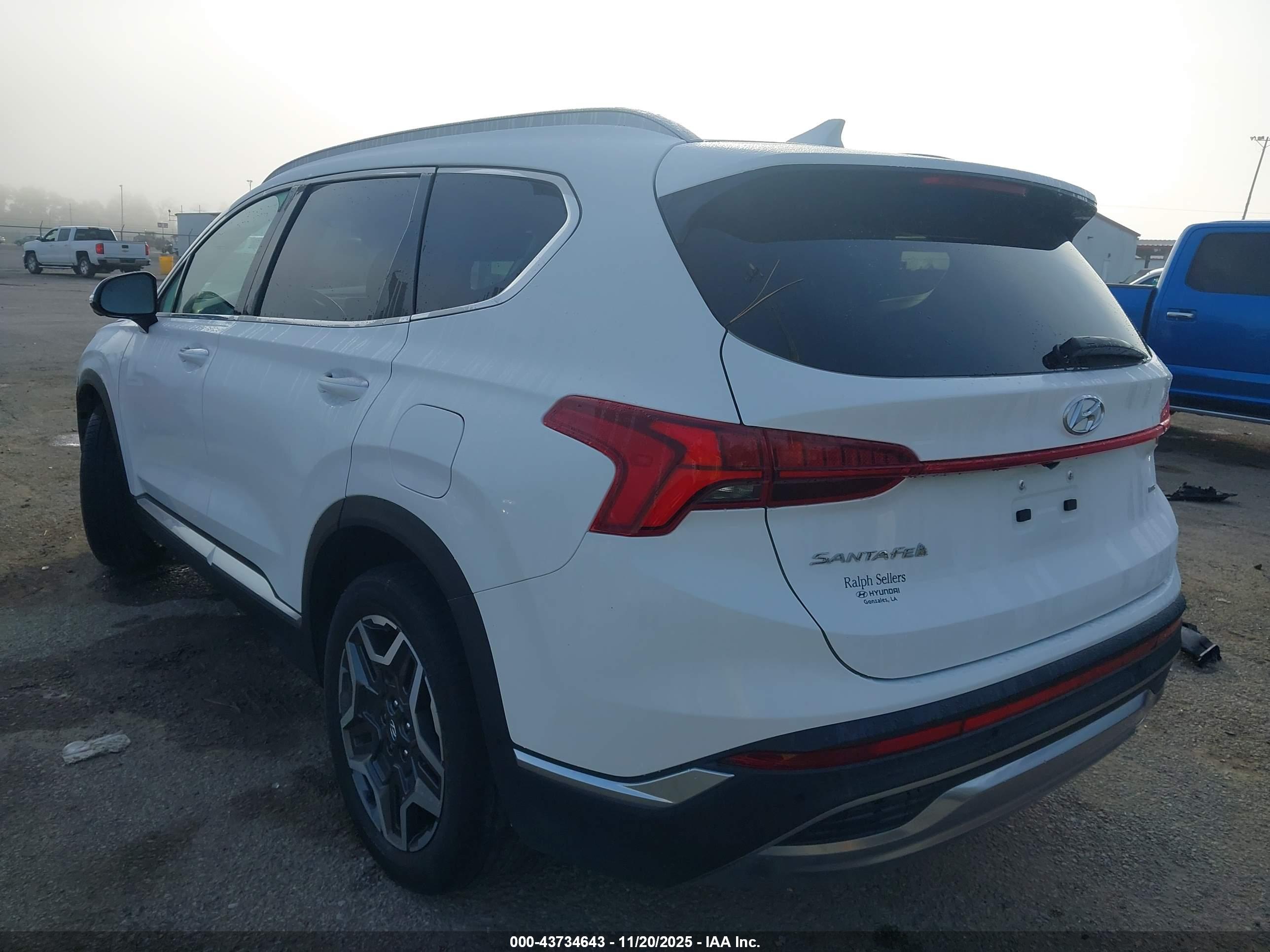 HYUNDAI SANTA image 3