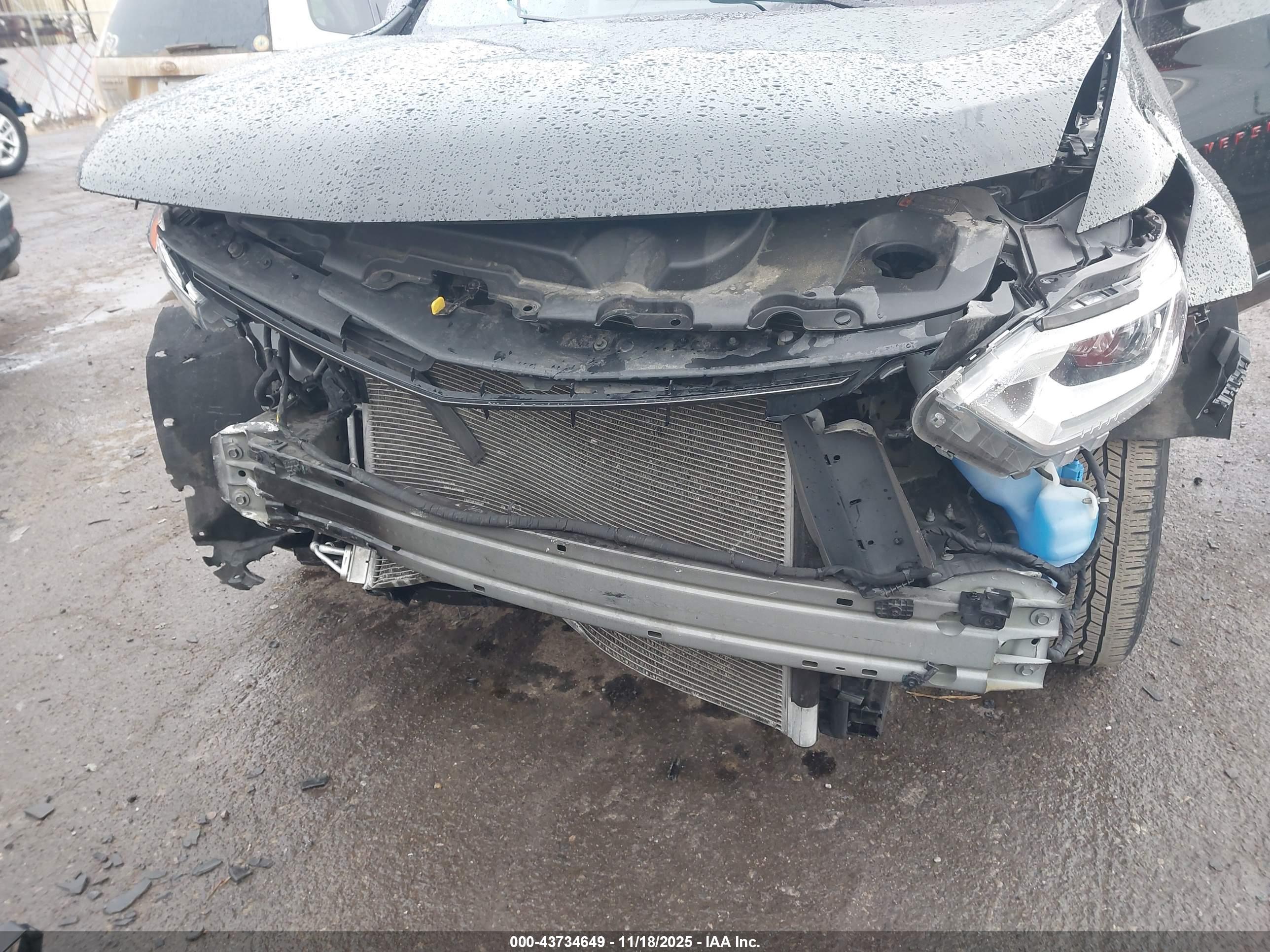 CHEVROLET TRAVERSE image 6