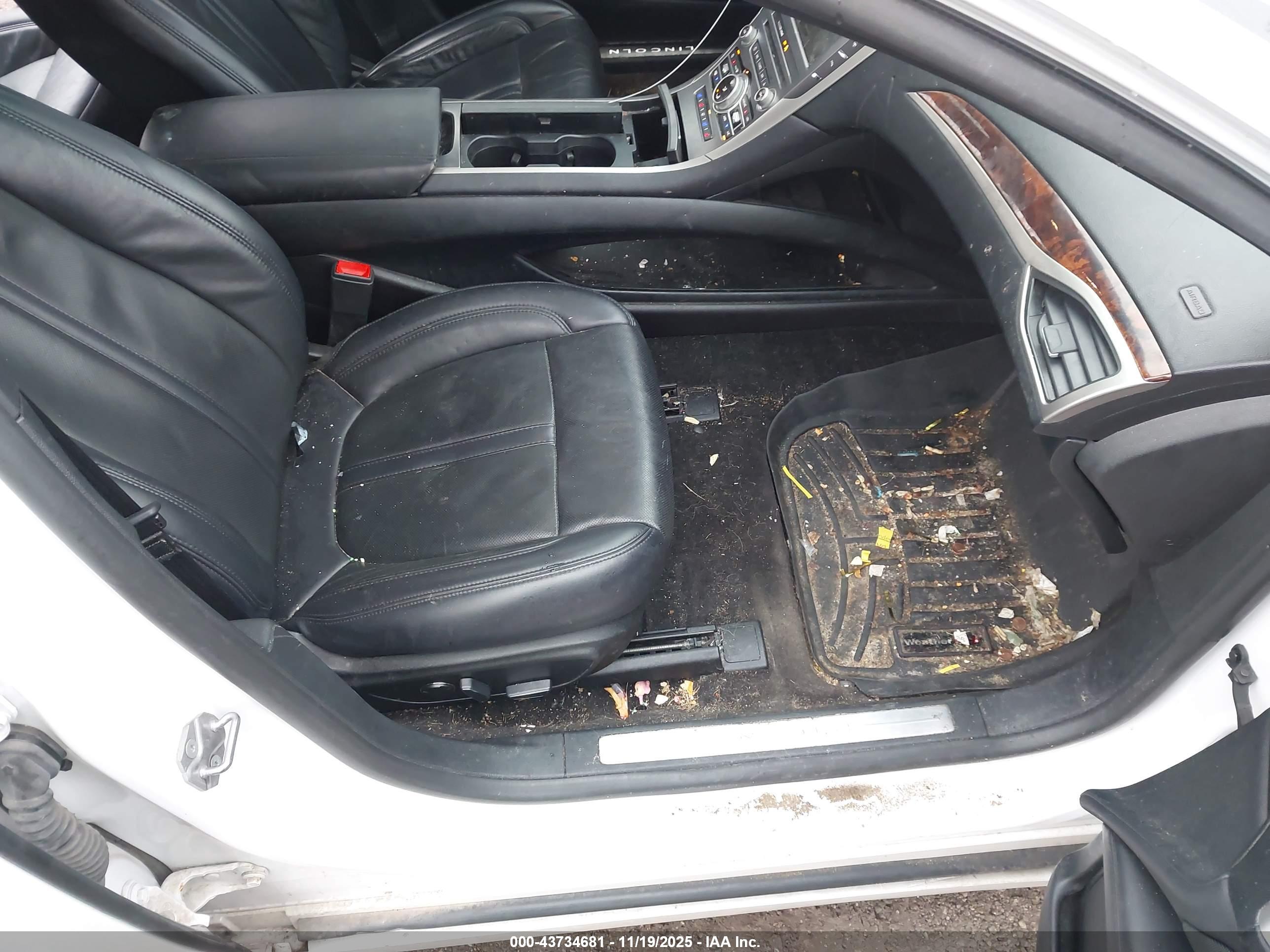 LINCOLN MKZ image 5